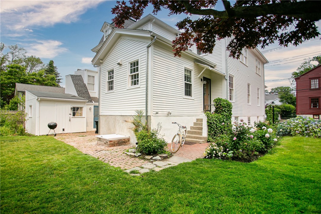 12 Poplar Street