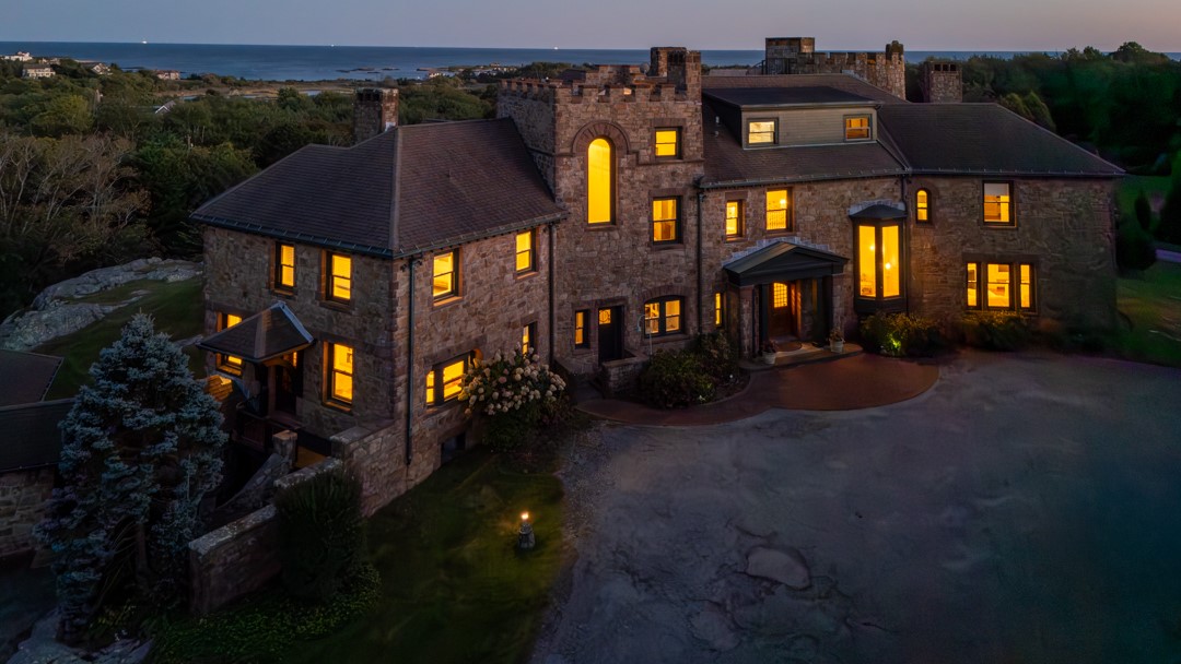 36 Beacon Hill Road