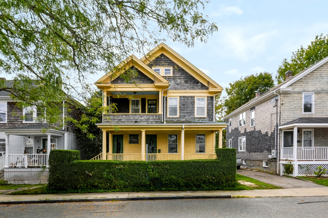 7 Princeton Street