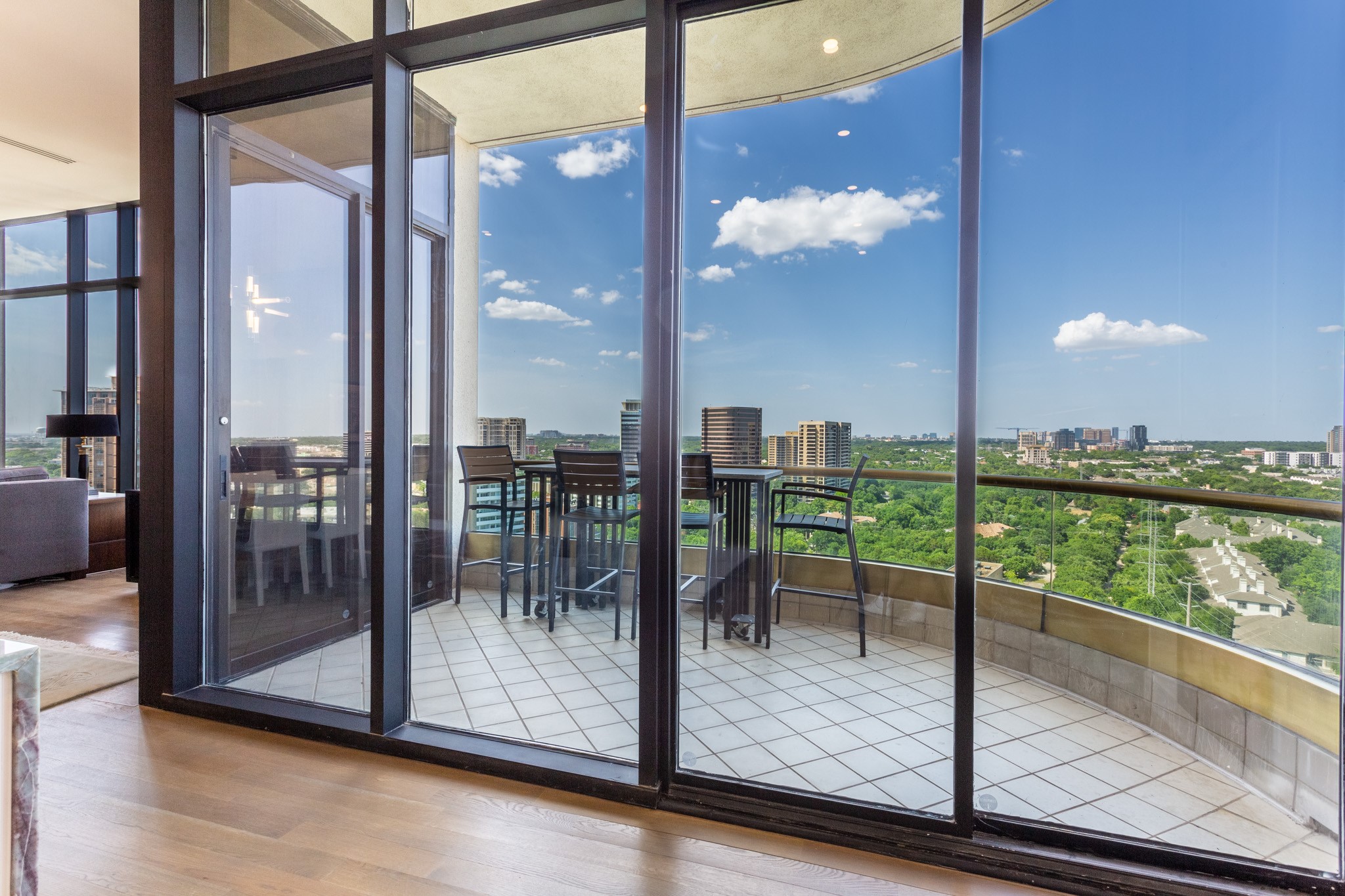 3510 TURTLE CREEK Boulevard PH18B
