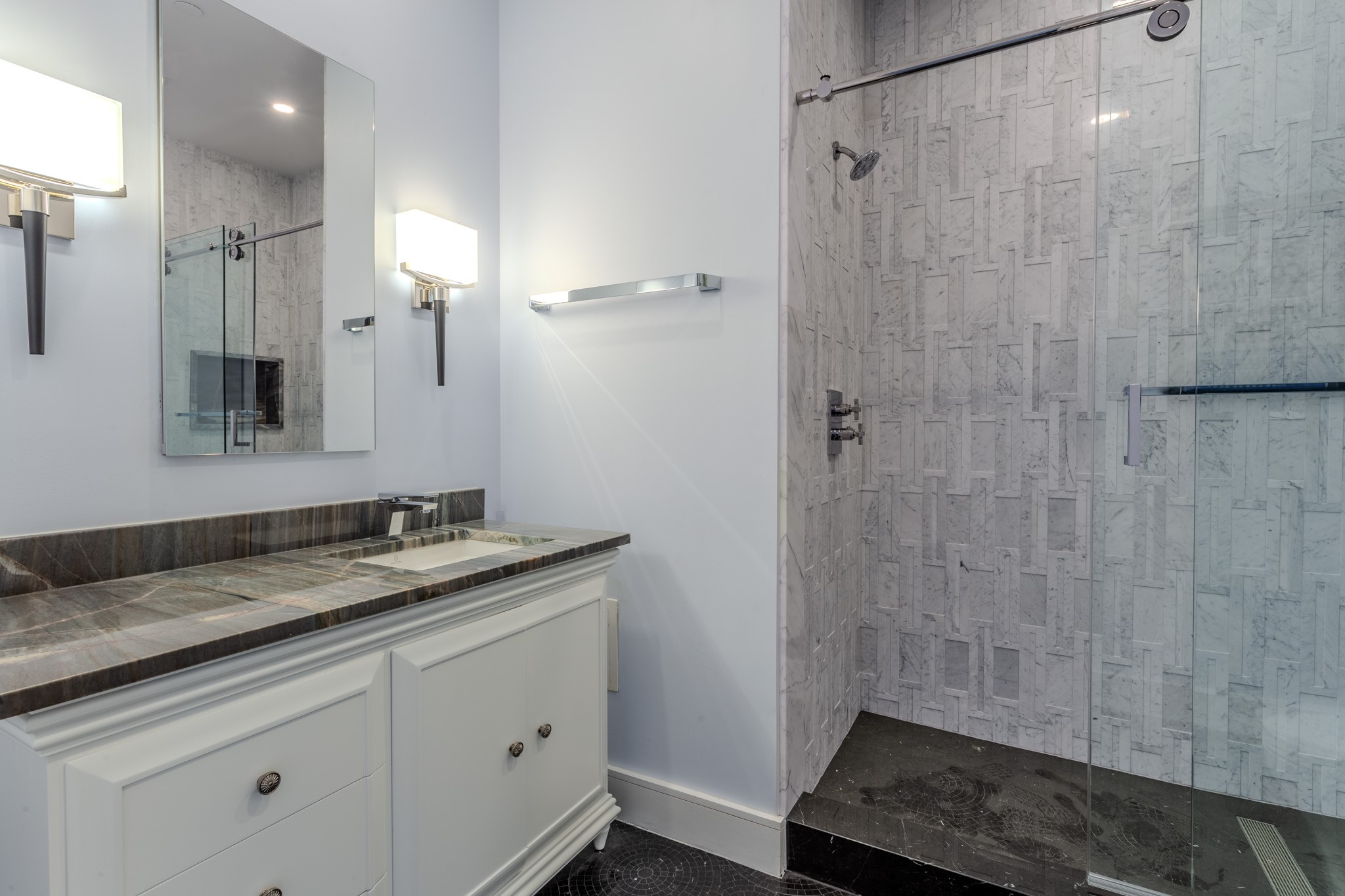 3510 TURTLE CREEK Boulevard PH18B