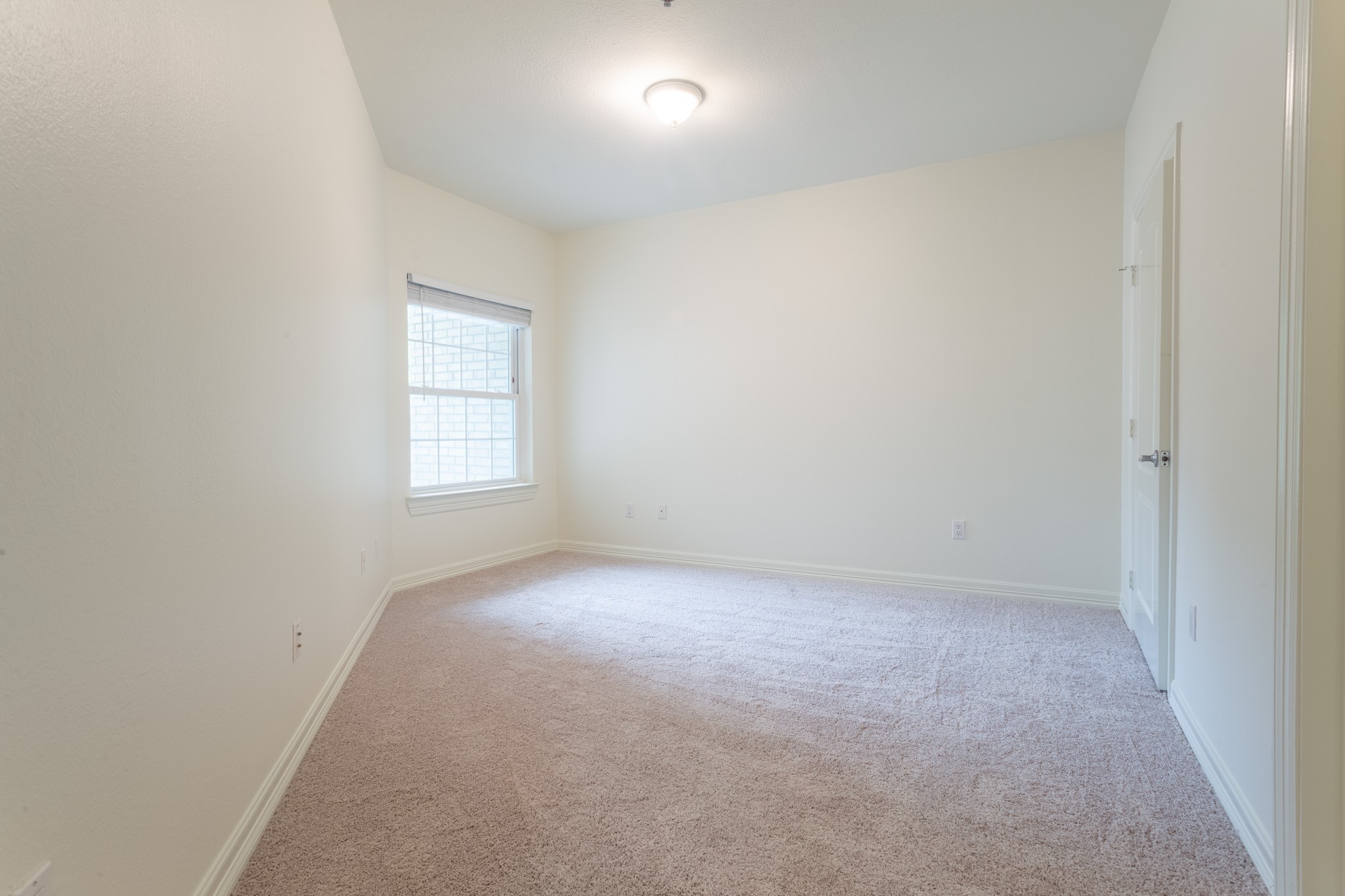 3400 WELBORN Street 308