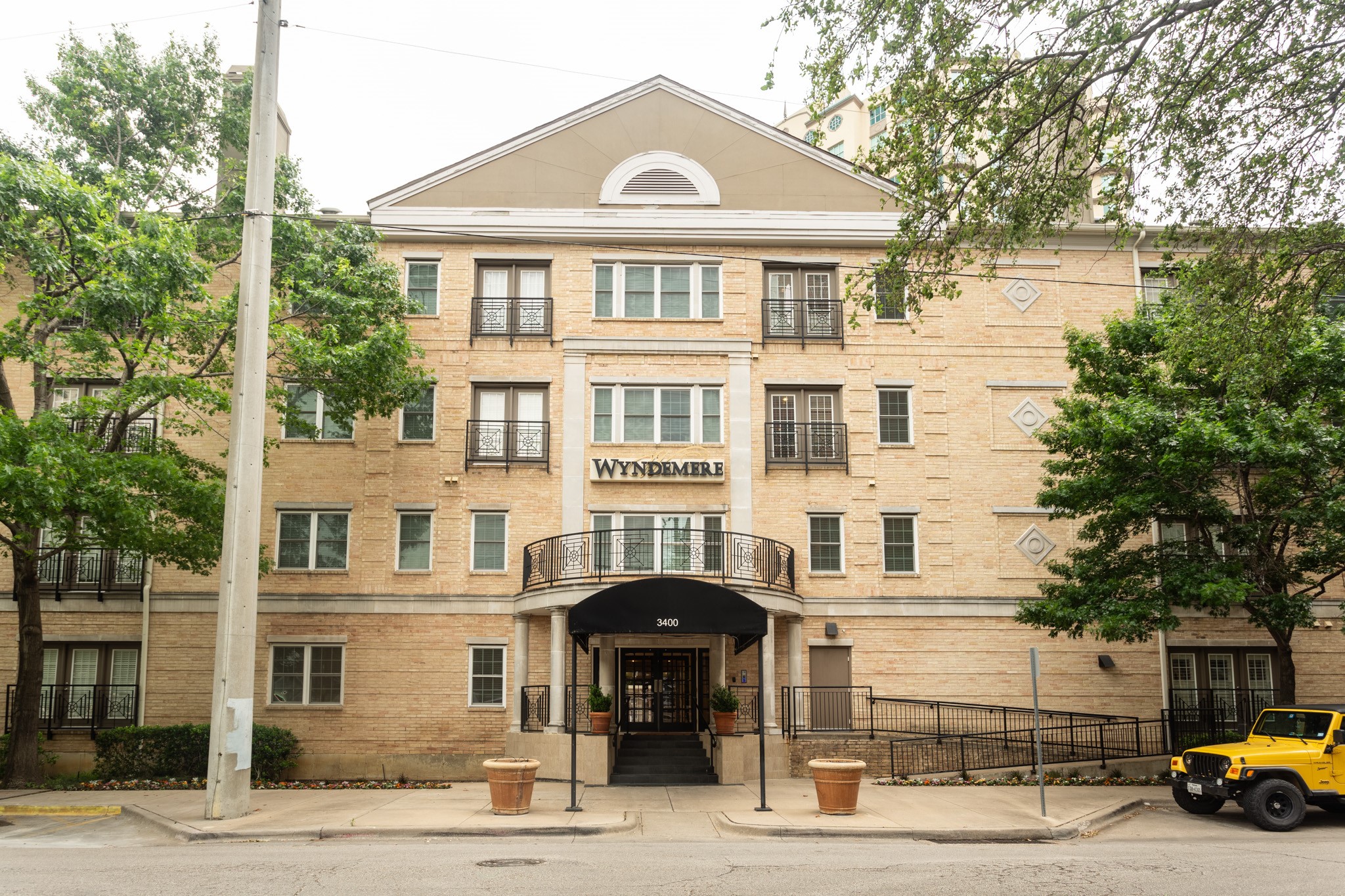 3400 WELBORN Street 308