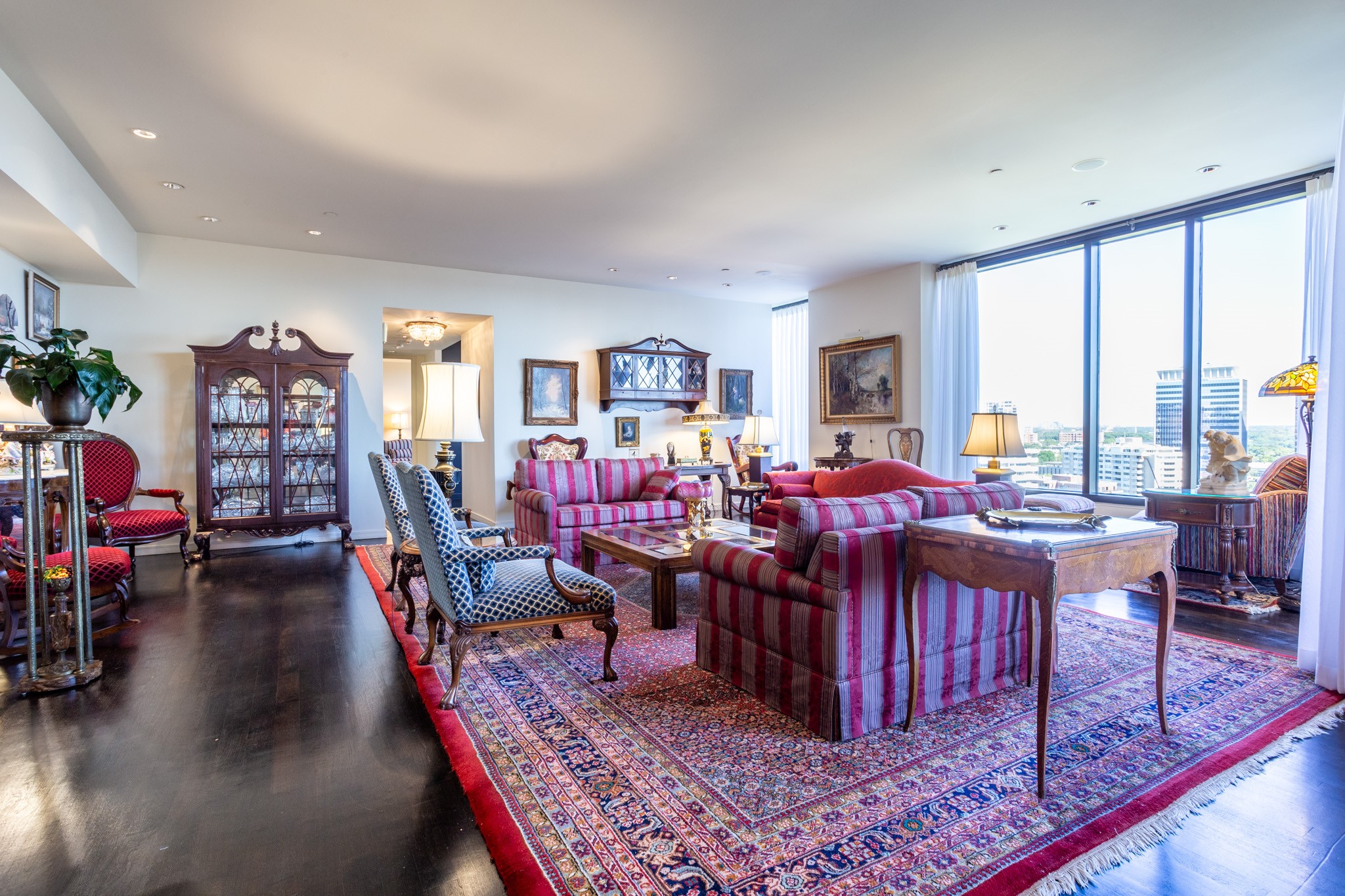 3510 Turtle Creek Boulevard 15B