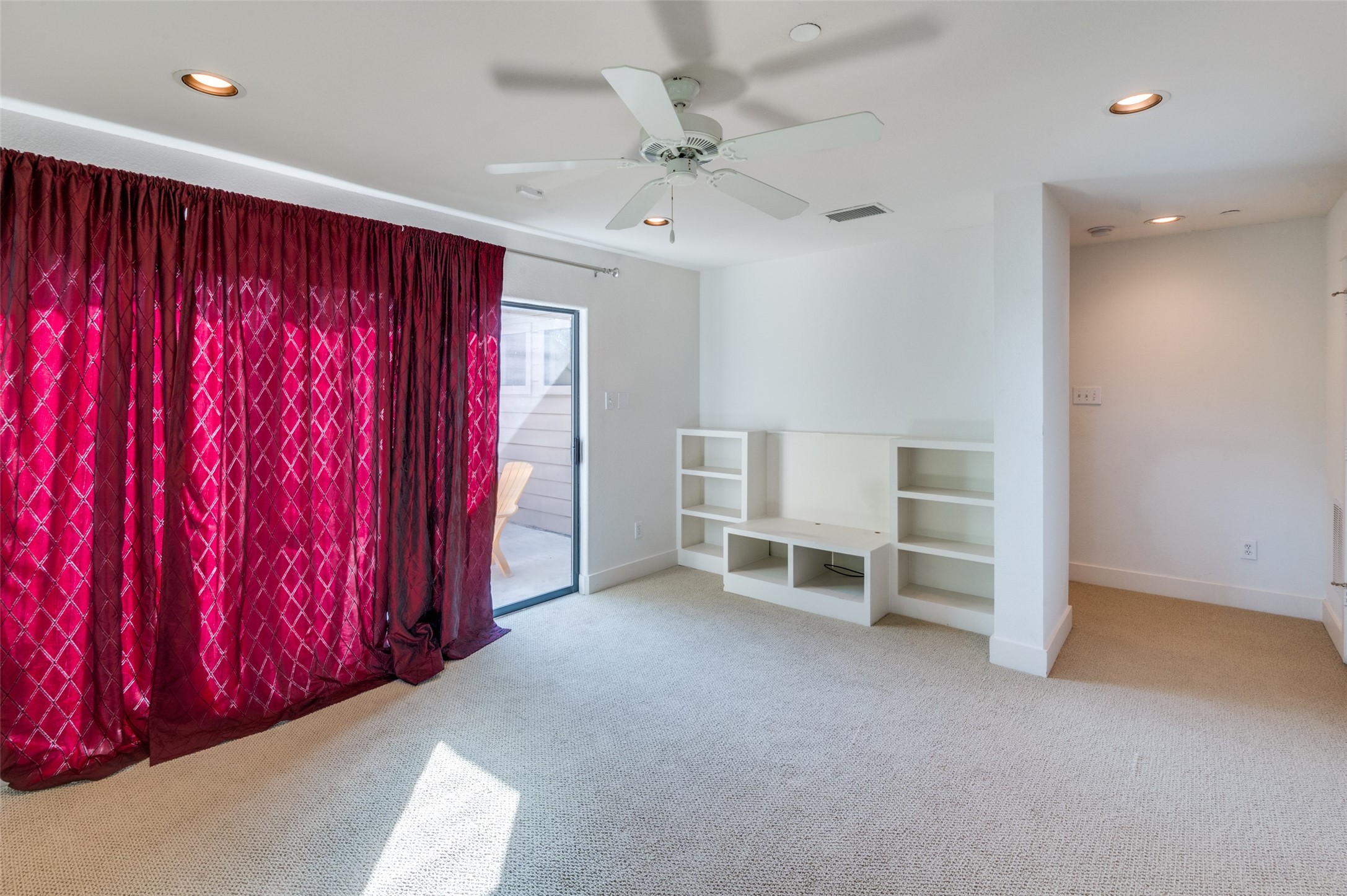 4023 RAWLINS Street 107