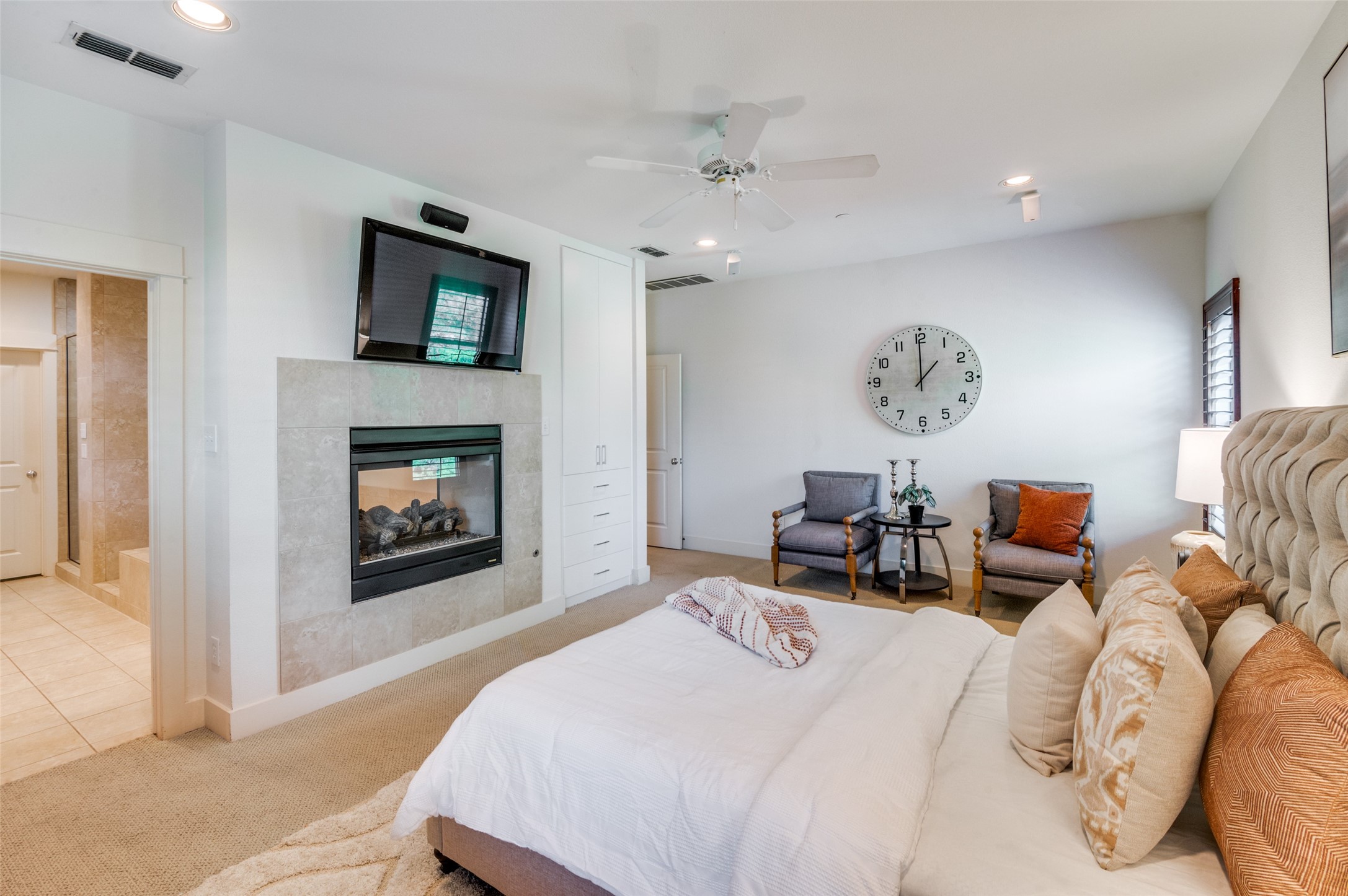 4023 RAWLINS Street 107