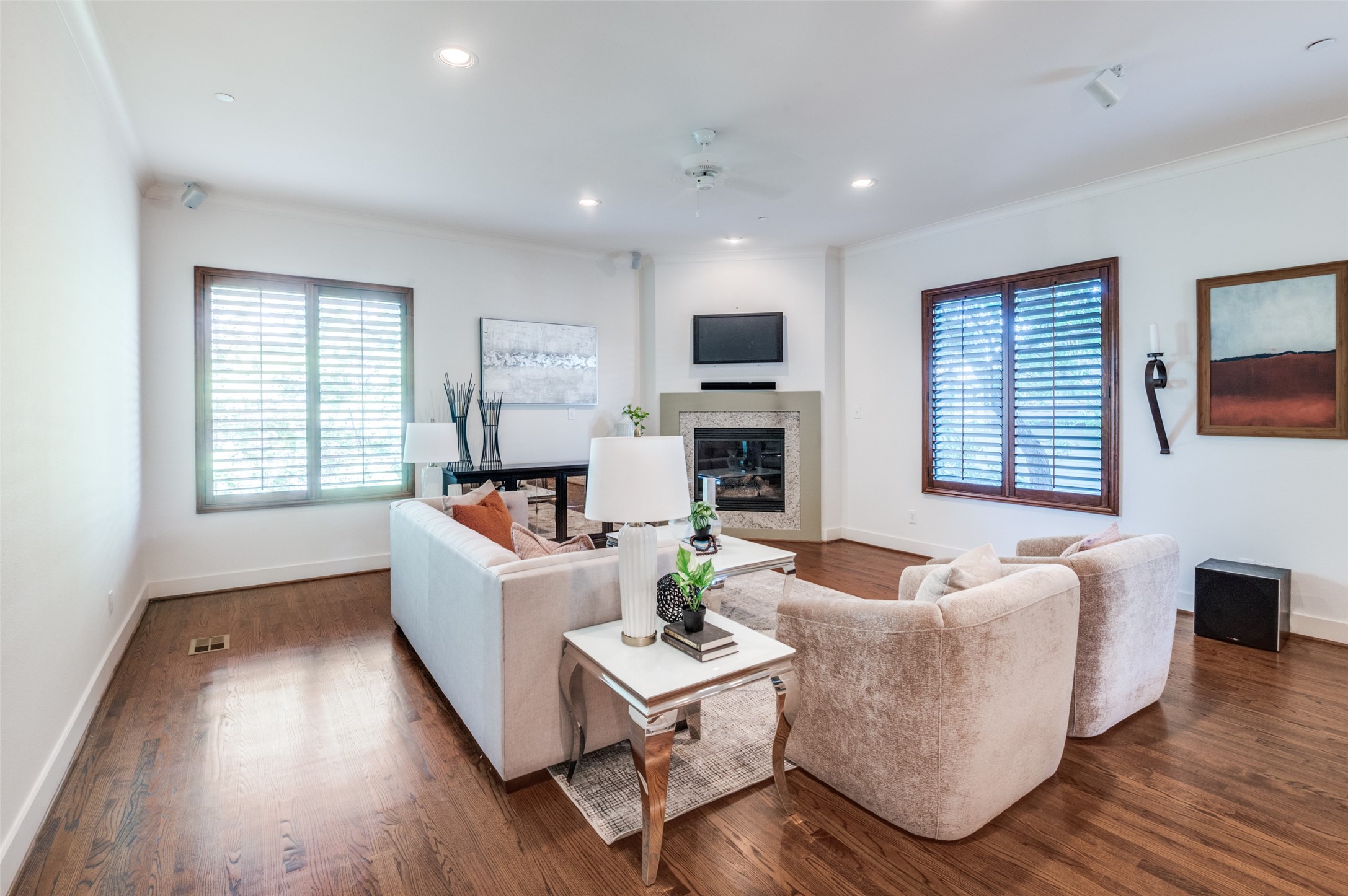 4023 RAWLINS Street 107
