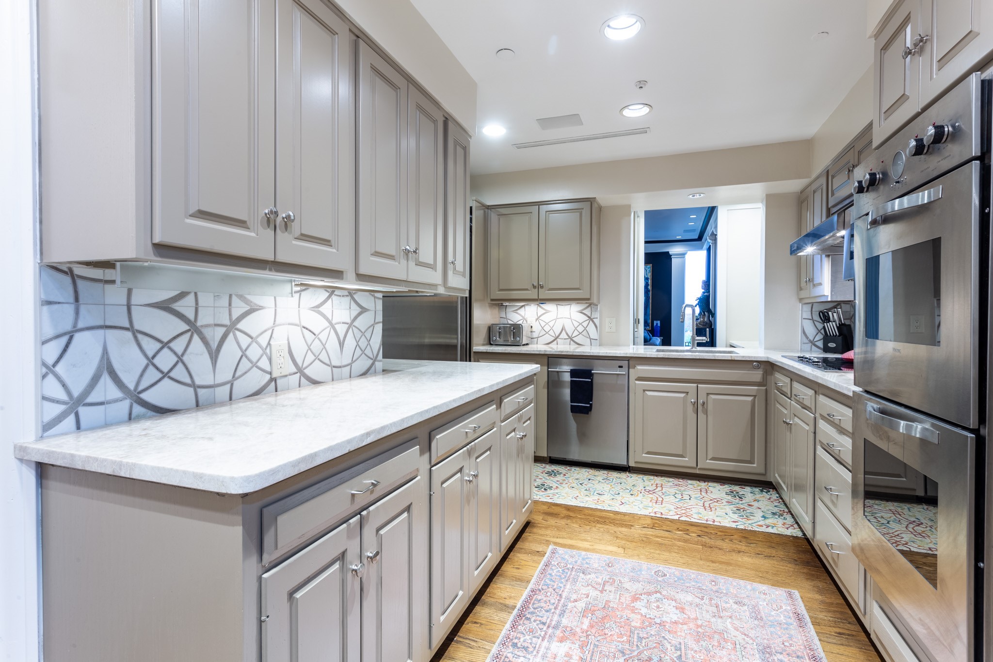 3510 TURTLE CREEK Boulevard 5C