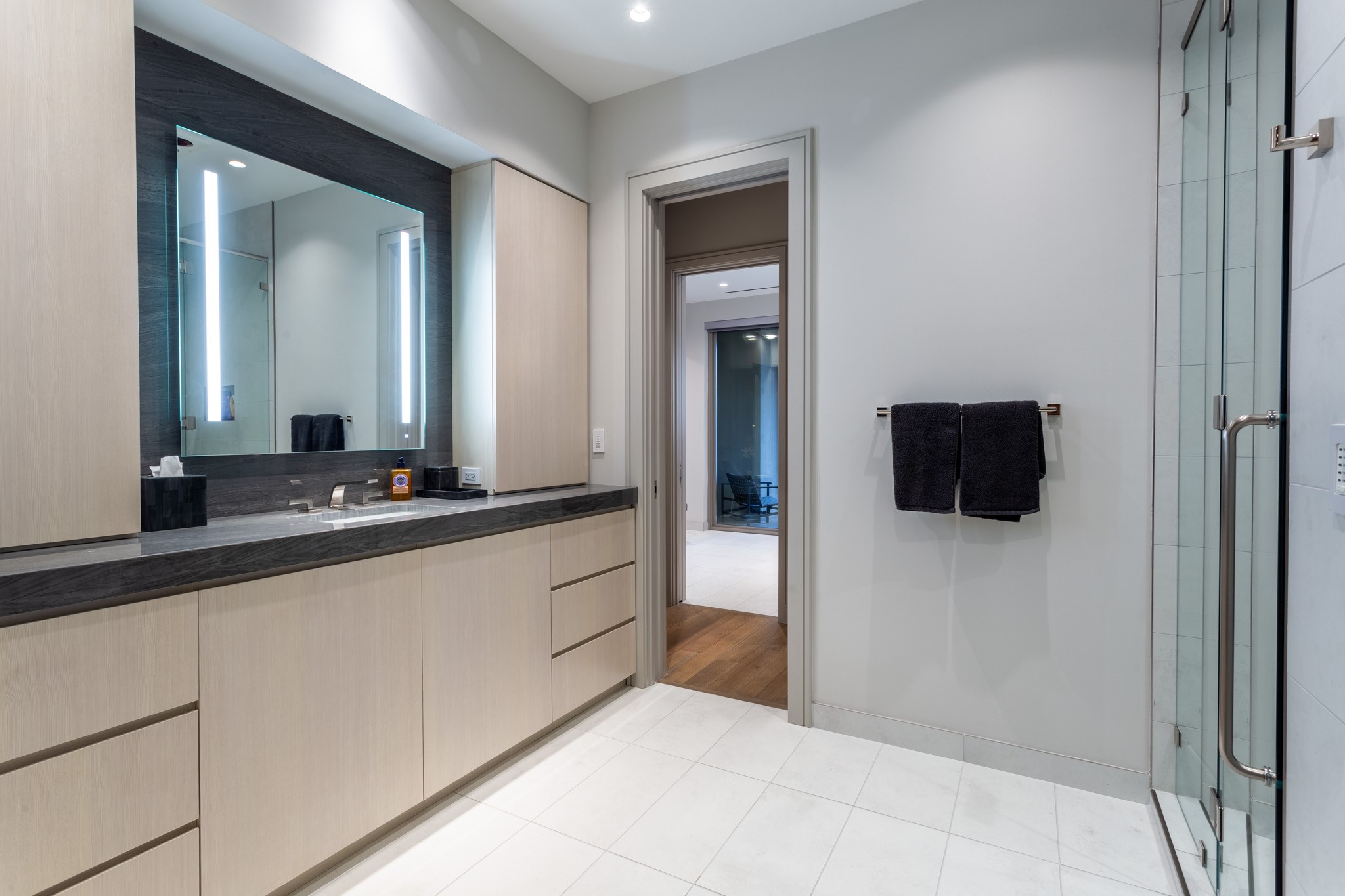 2300 WOLF Street 9B