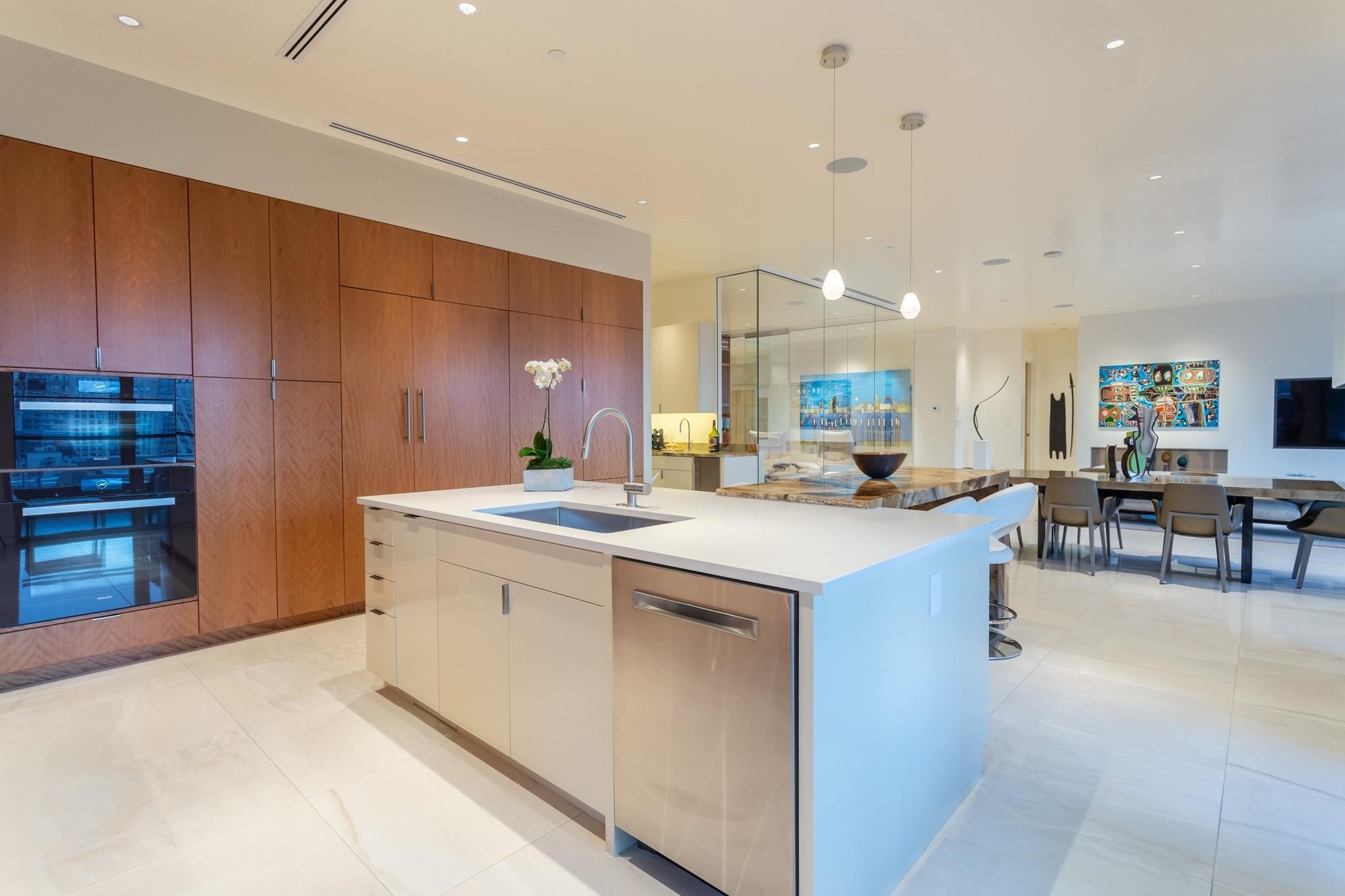 2300 WOLF Street 12B