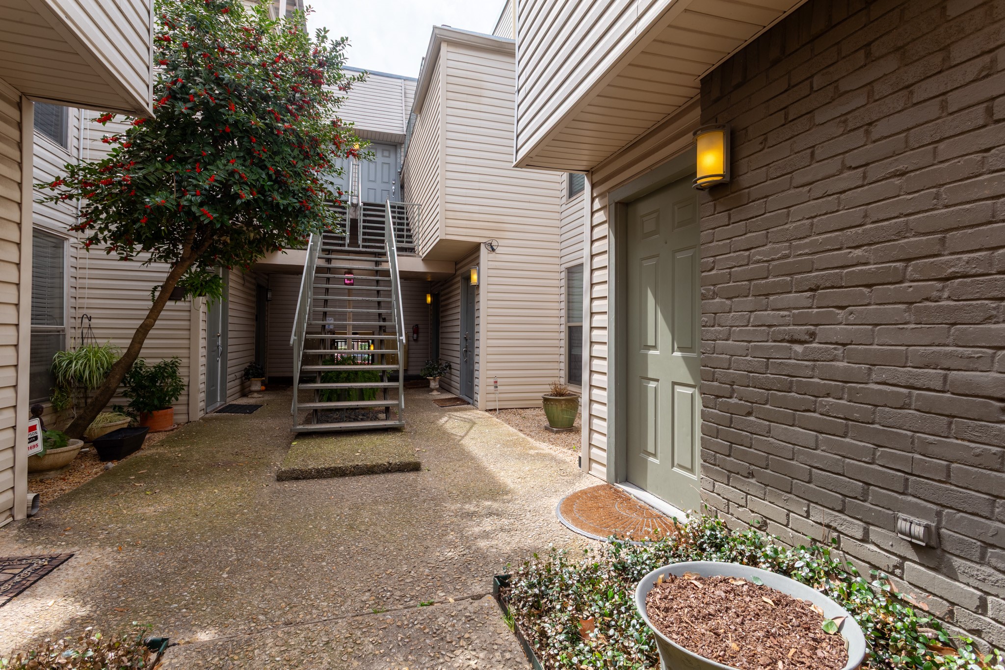 4224 RAWLINS Street 111