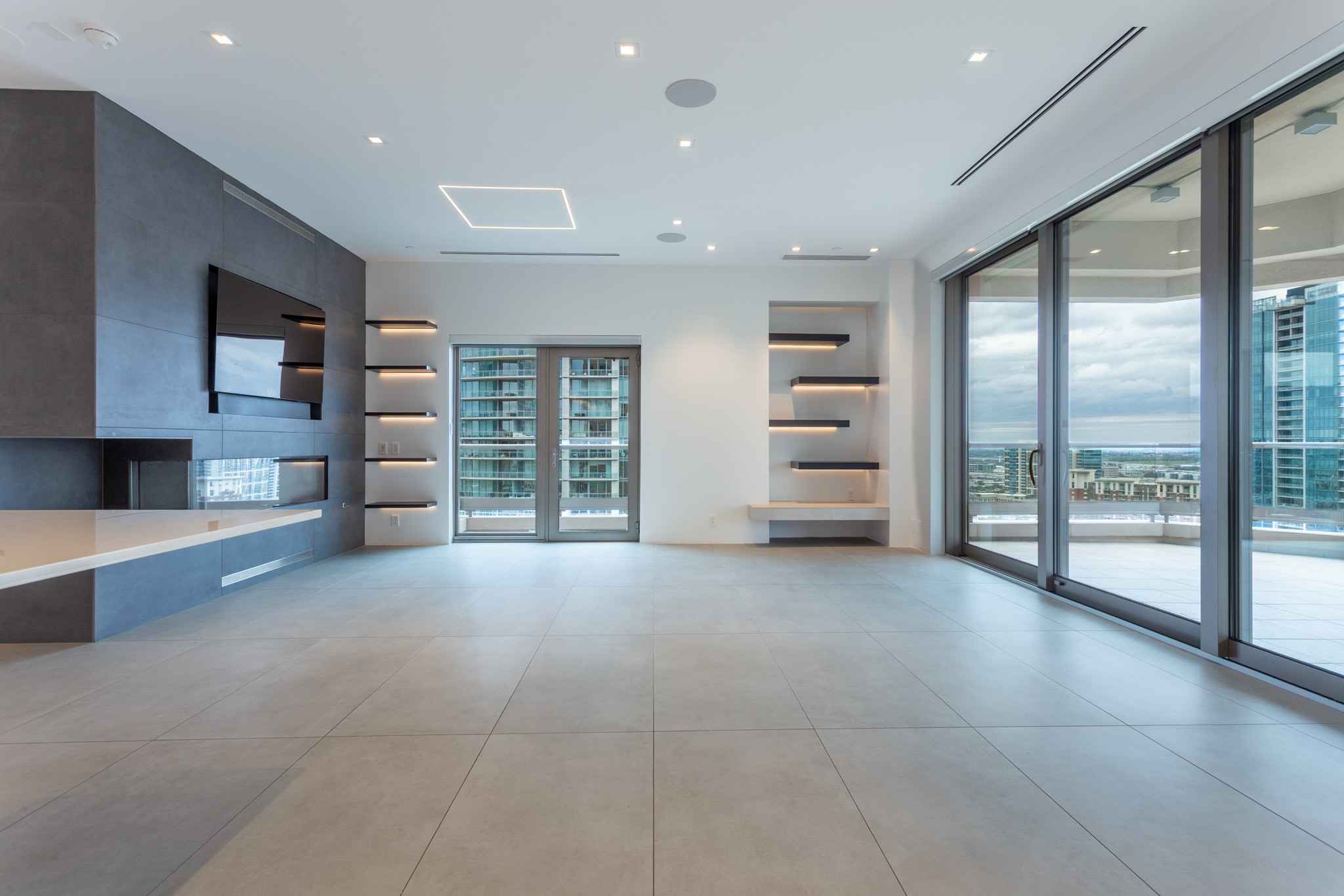 2300 WOLF Street 15C
