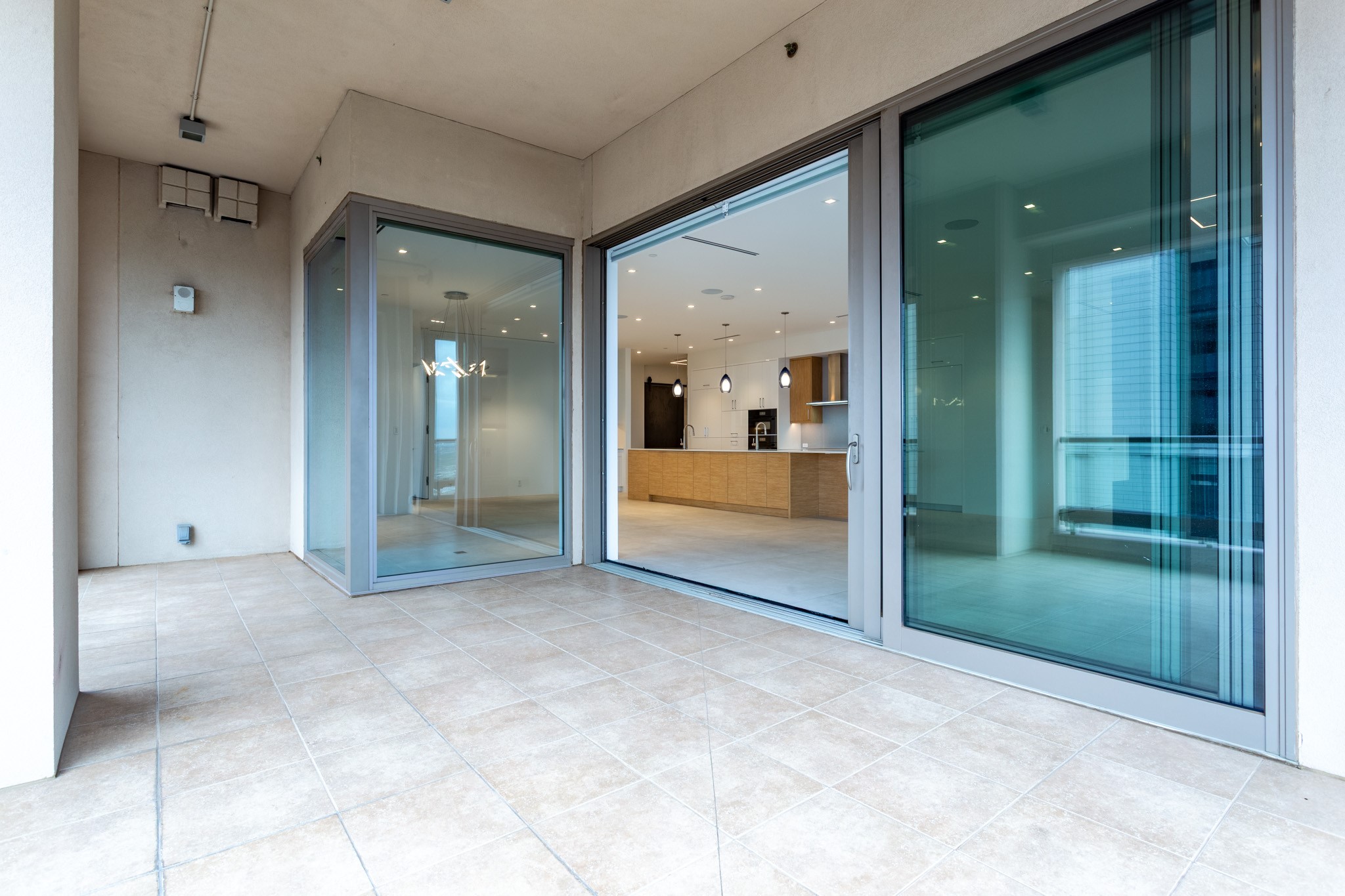 2300 WOLF Street 15C