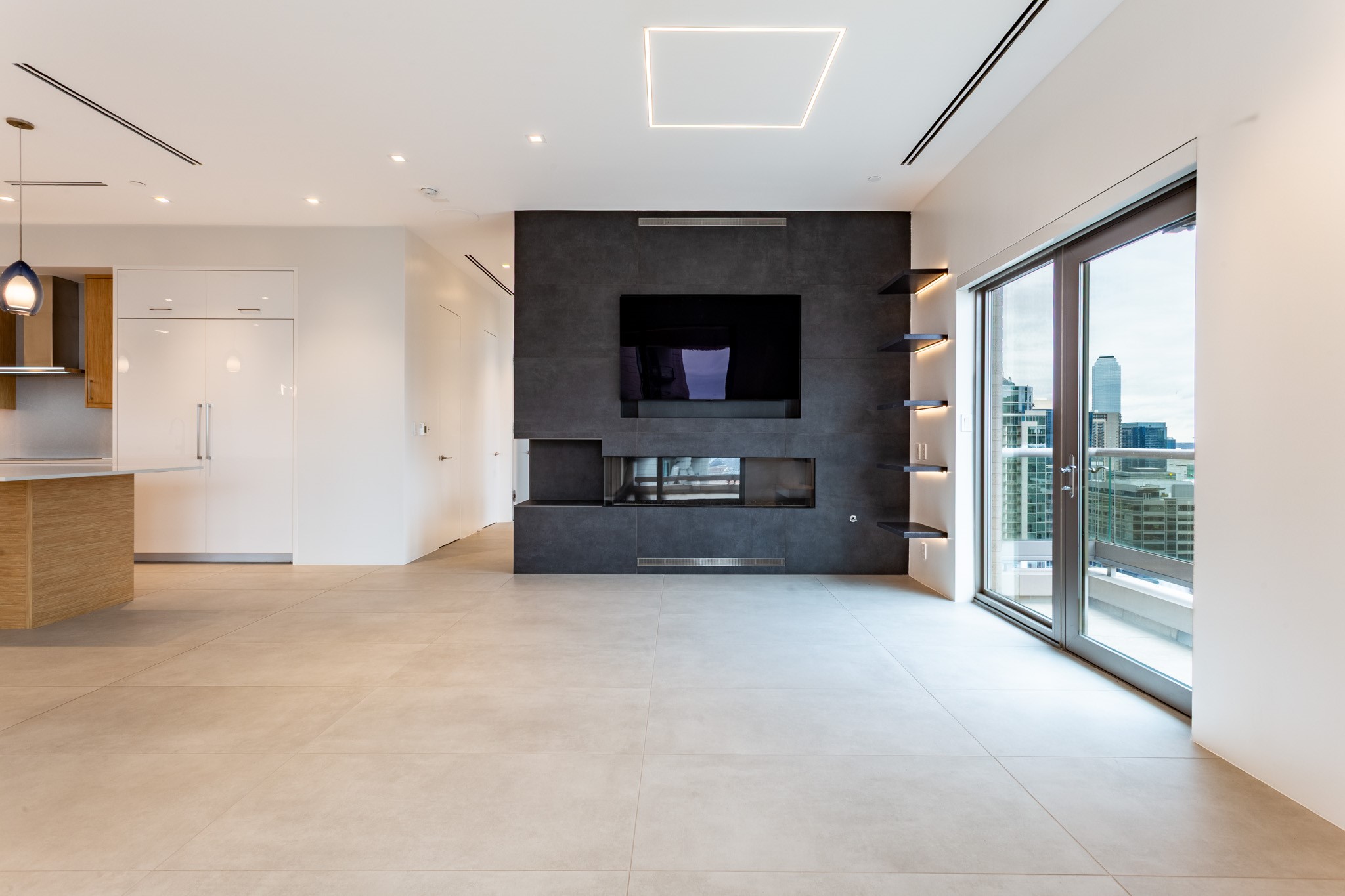2300 WOLF Street 15C