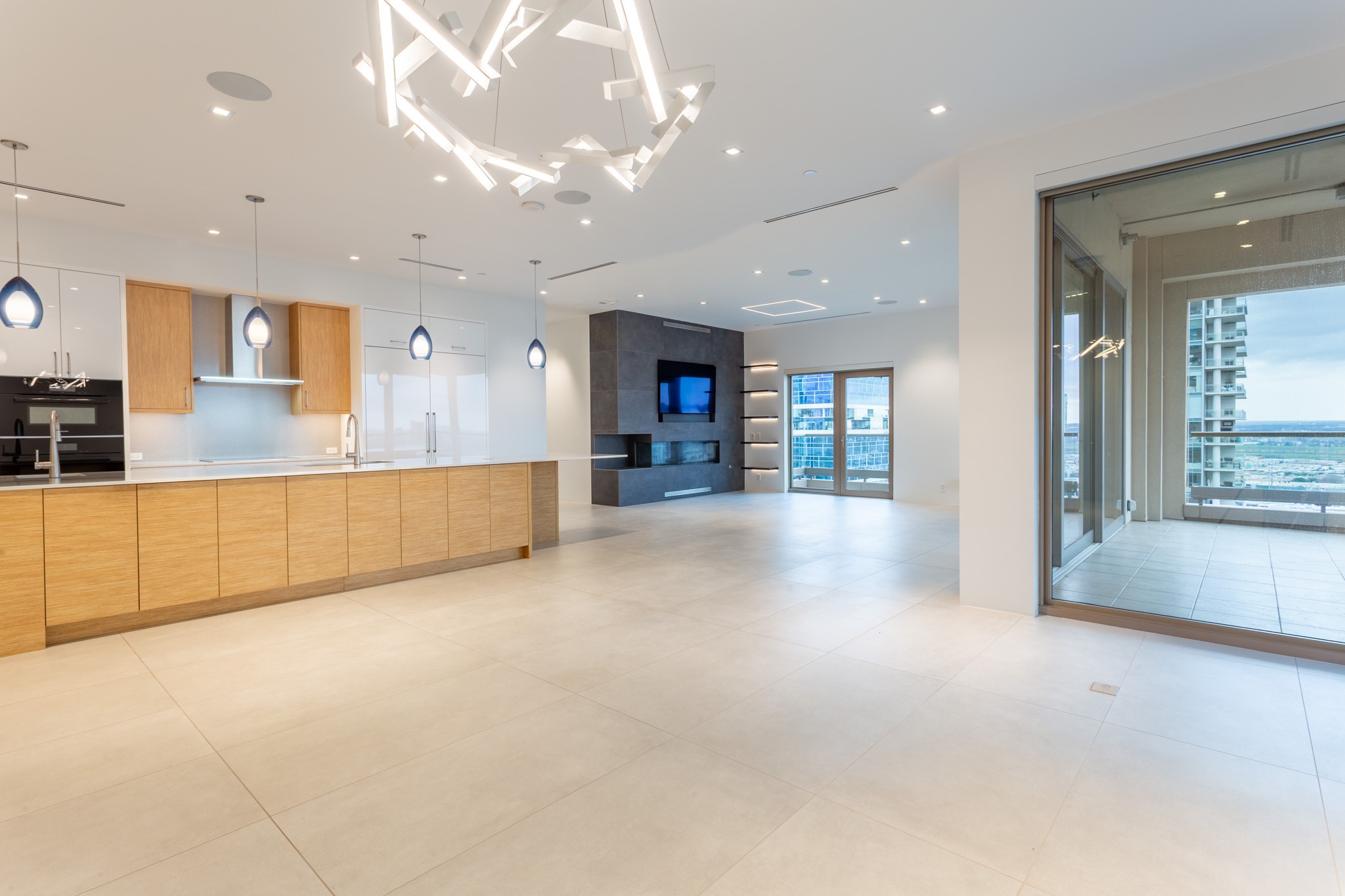 2300 WOLF Street 15C