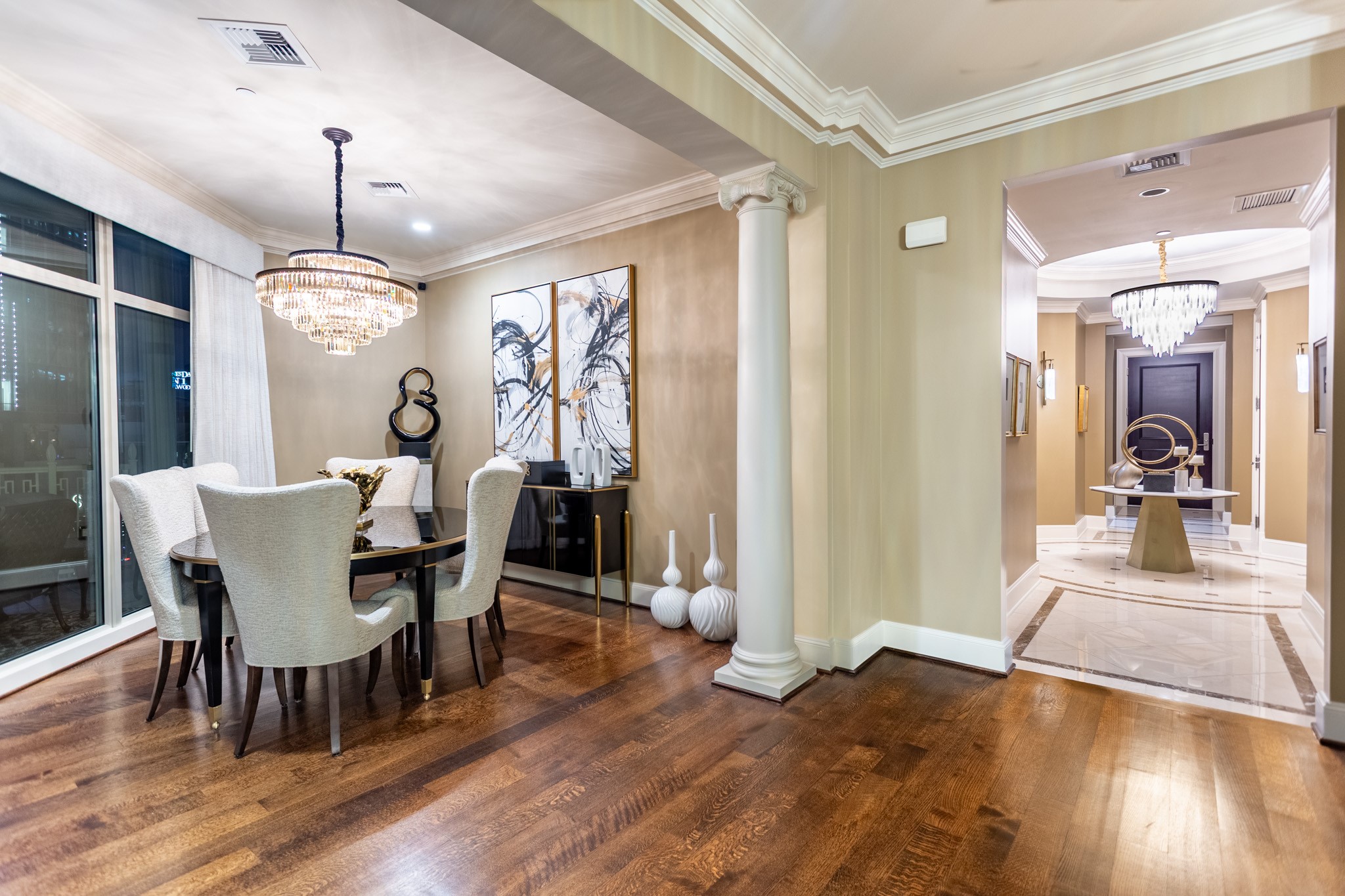 2555 N PEARL Street 701