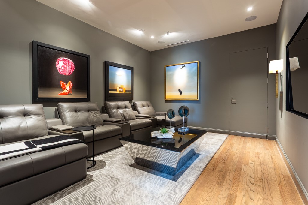 2525 N PEARL Street 1804