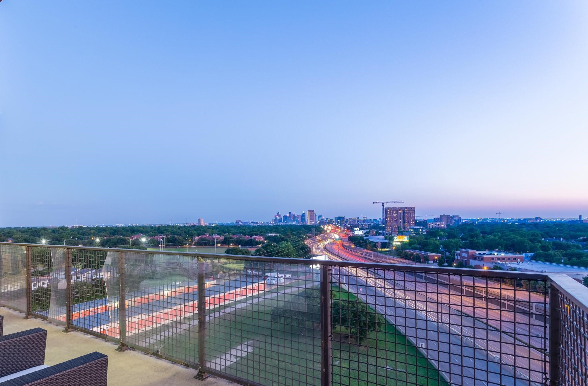 5656 N Central Expressway 805