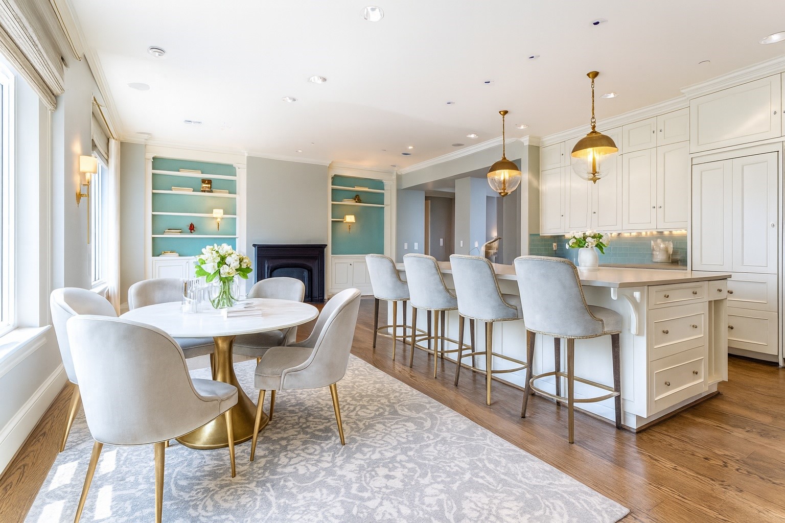 2525 N PEARL Street 1002