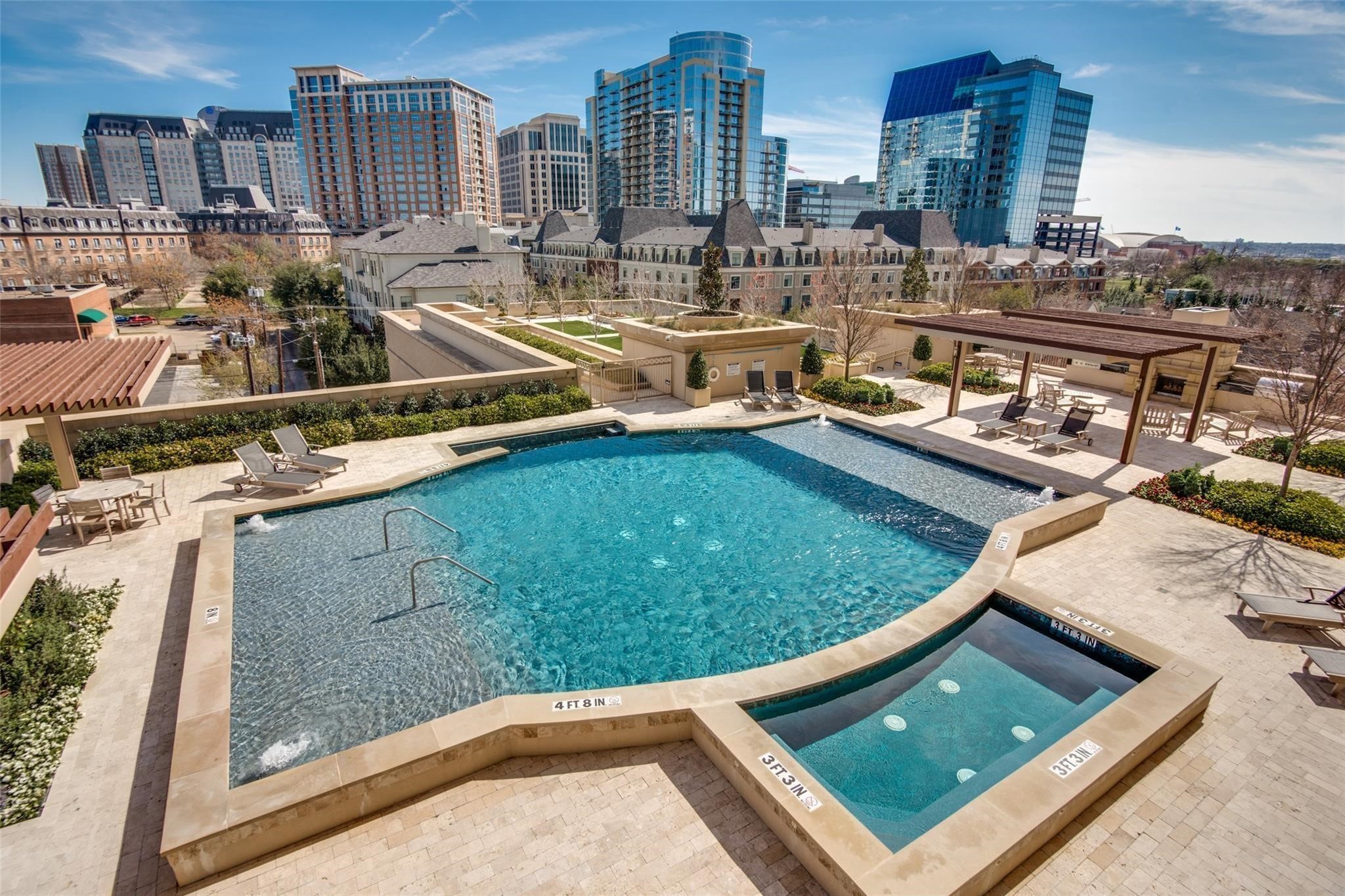 2300 WOLF Street 19A