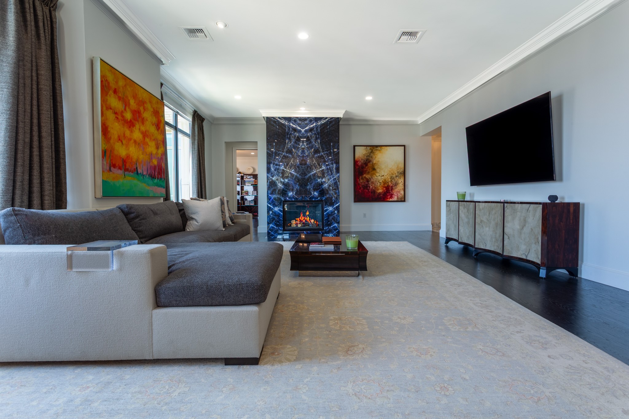 2525 N PEARL Street 1601