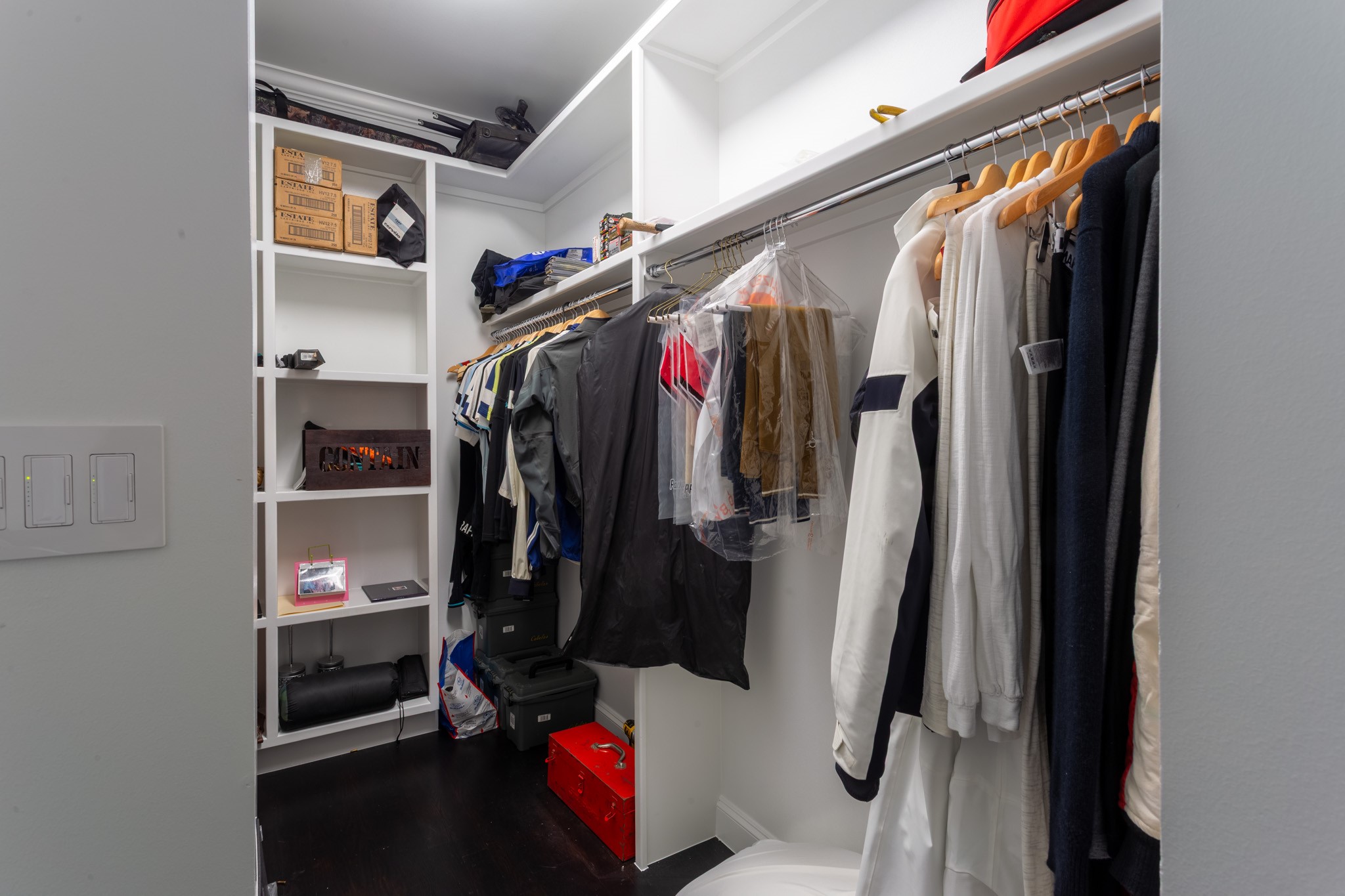 2525 N PEARL Street 1601