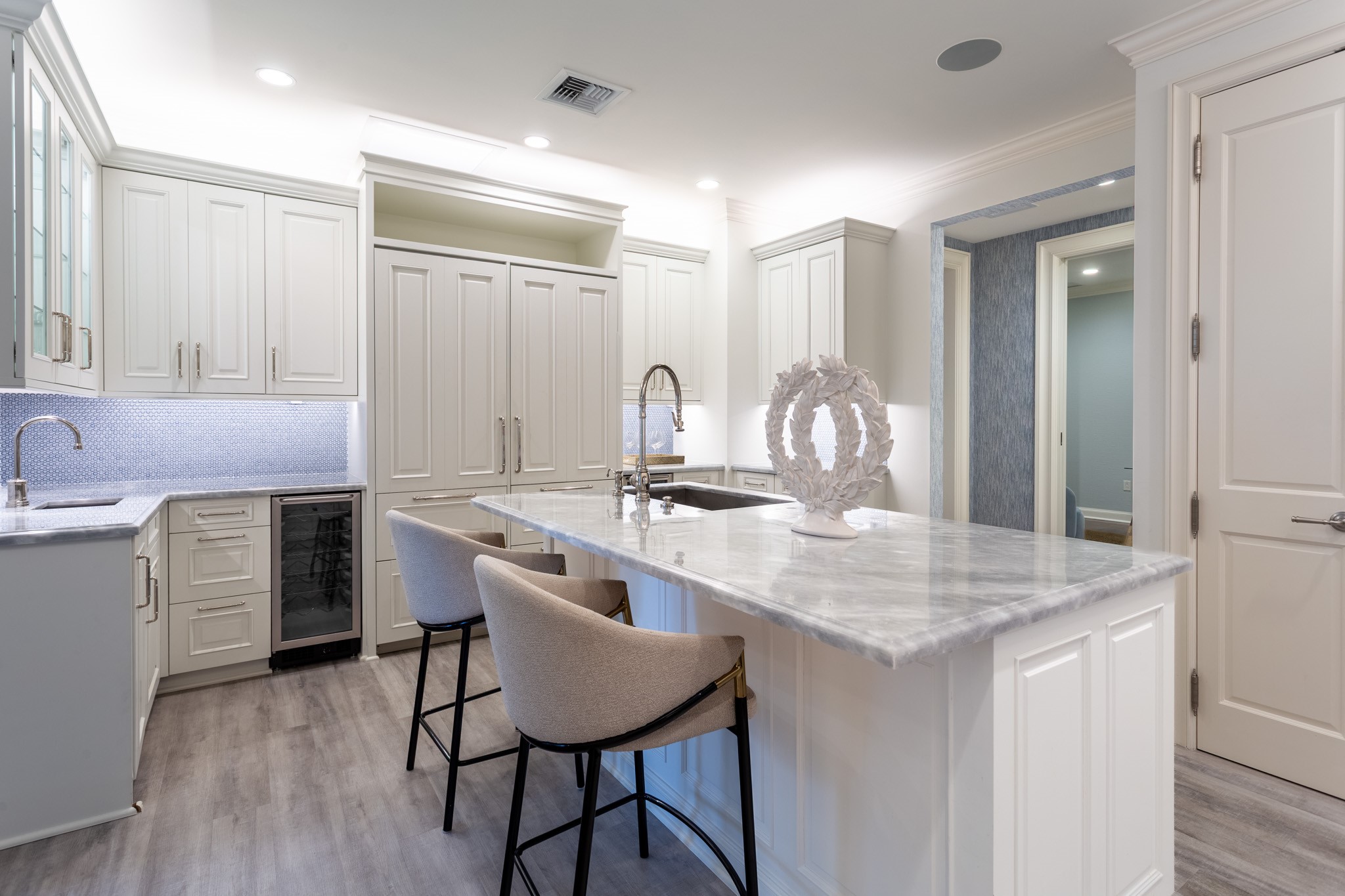 2555 N PEARL Street 201F