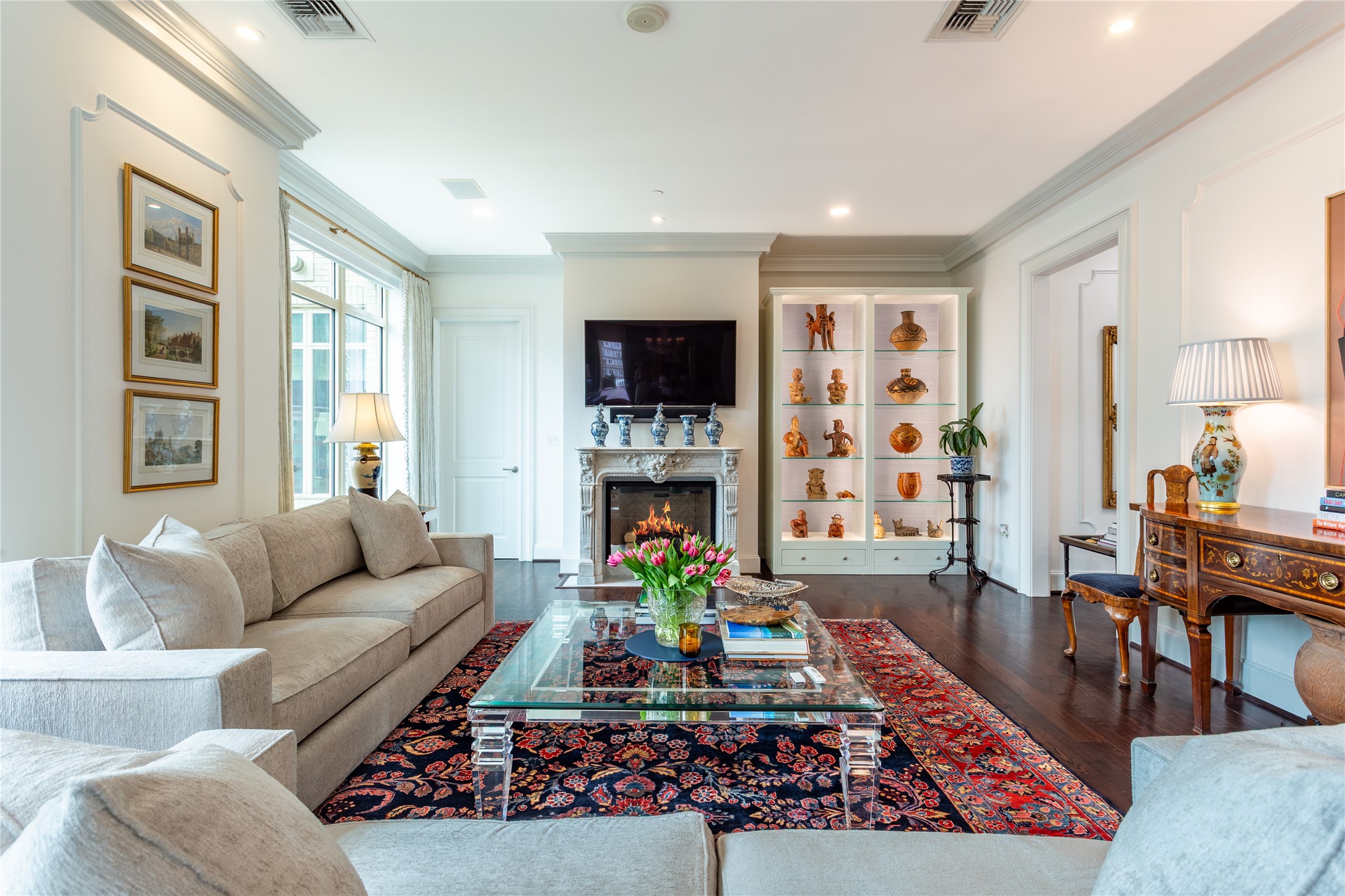 2525 N PEARL Street 1004