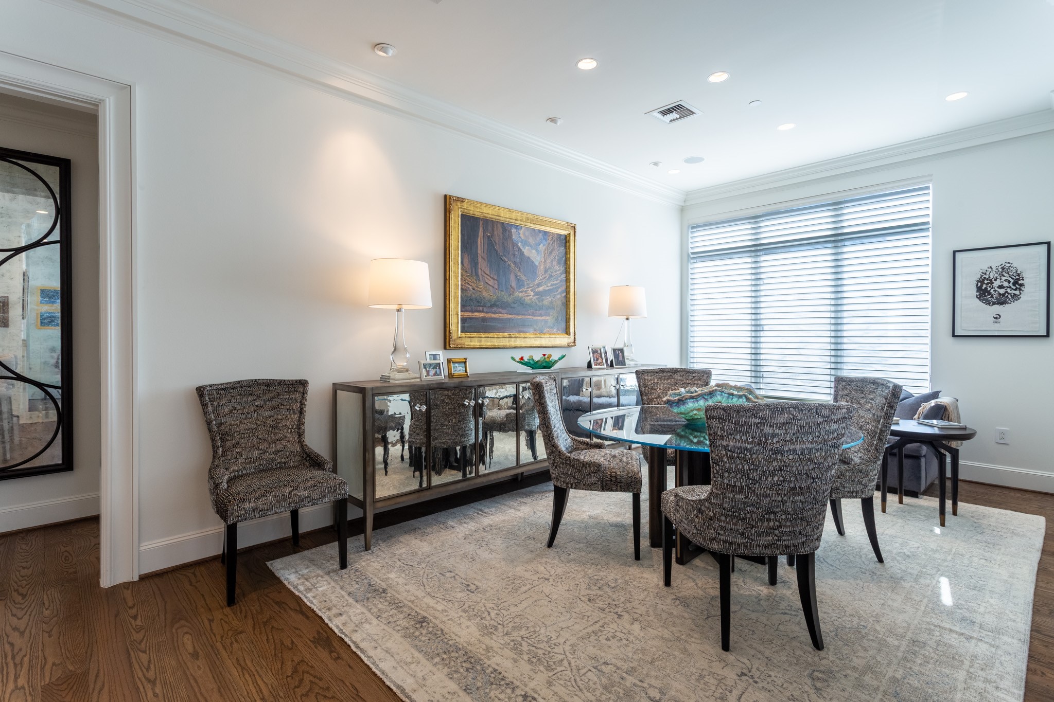 2525 N PEARL Street 1005