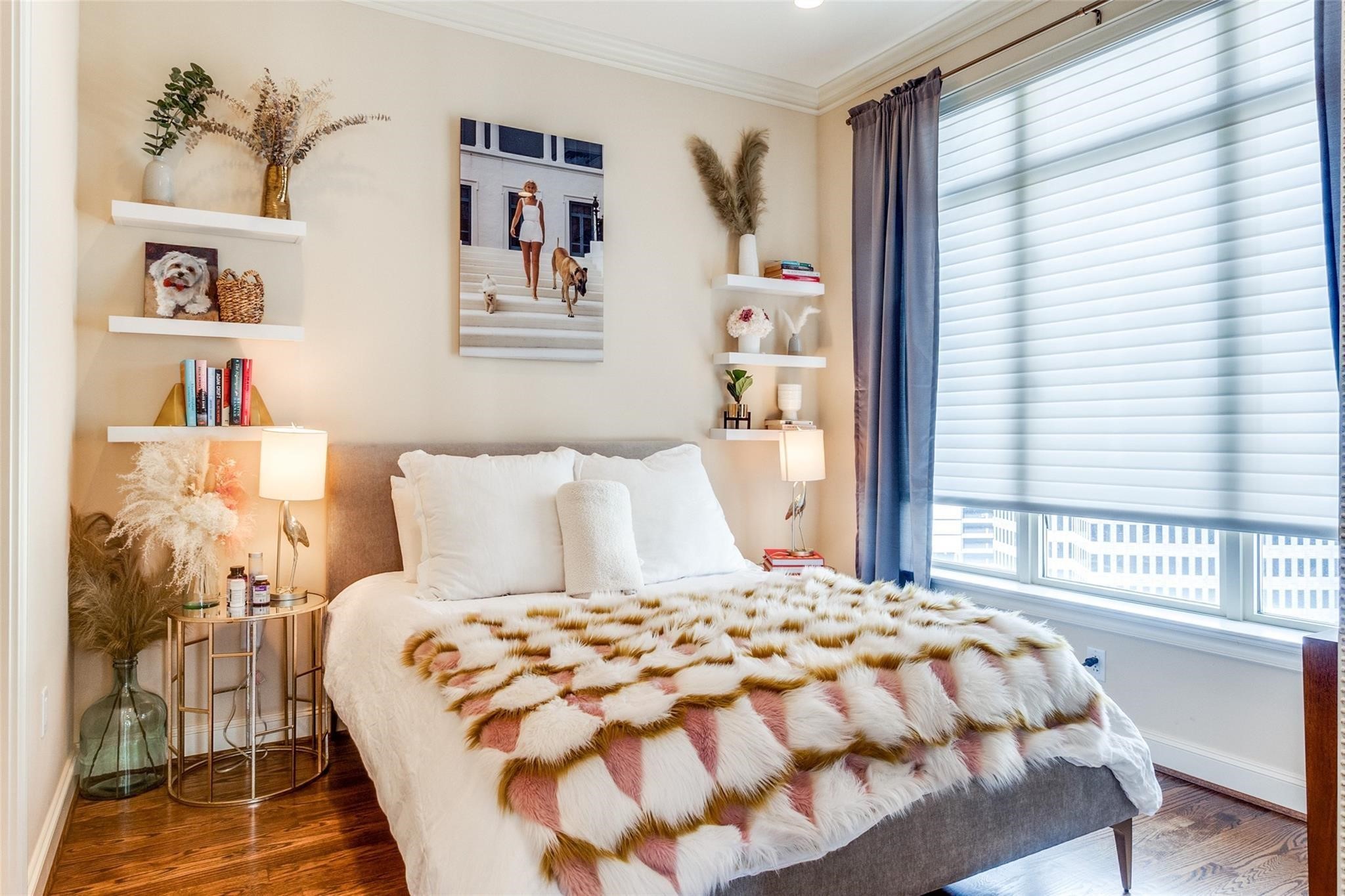 2525 N PEARL Street 1106