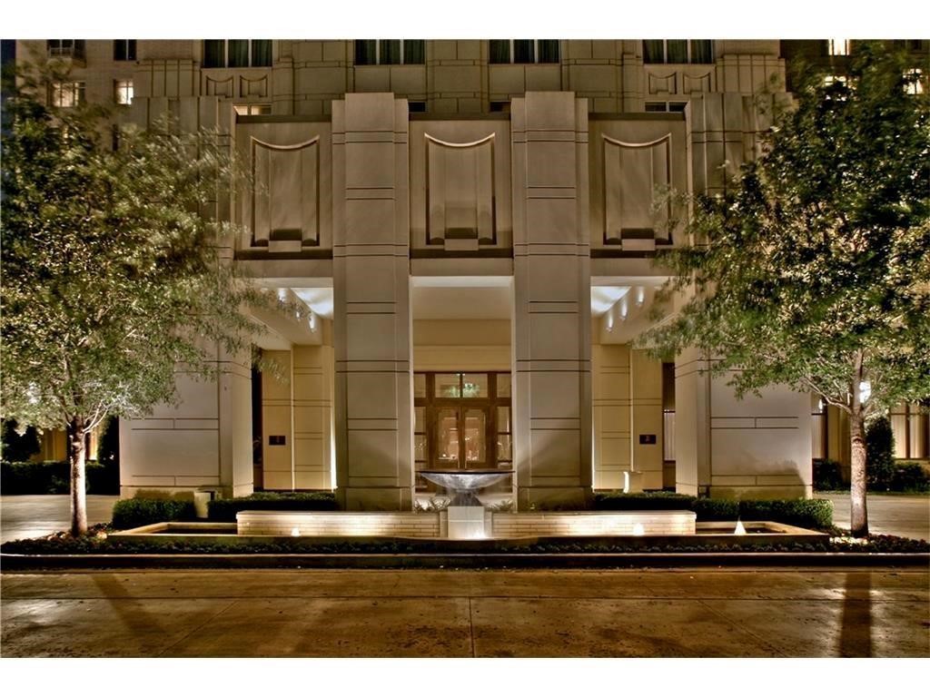 2525 N PEARL Street 1106