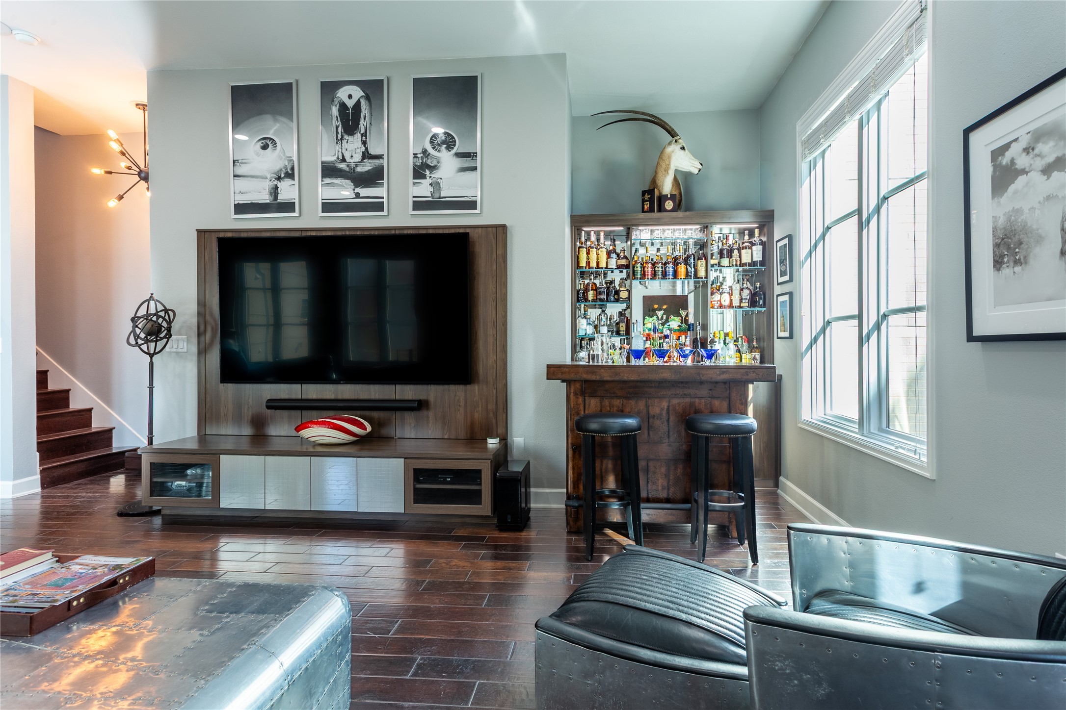 3210 CARLISLE Street 36