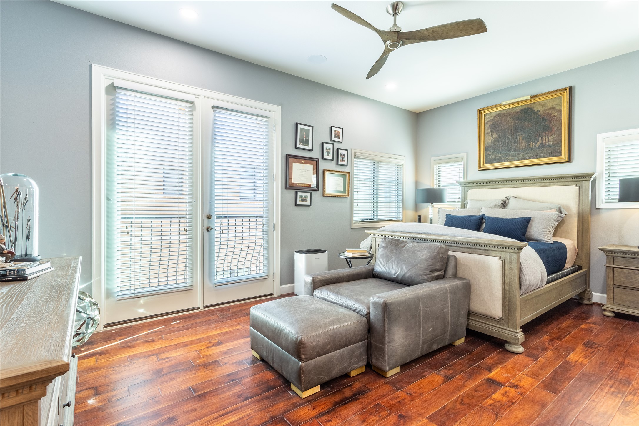 3210 CARLISLE Street 36