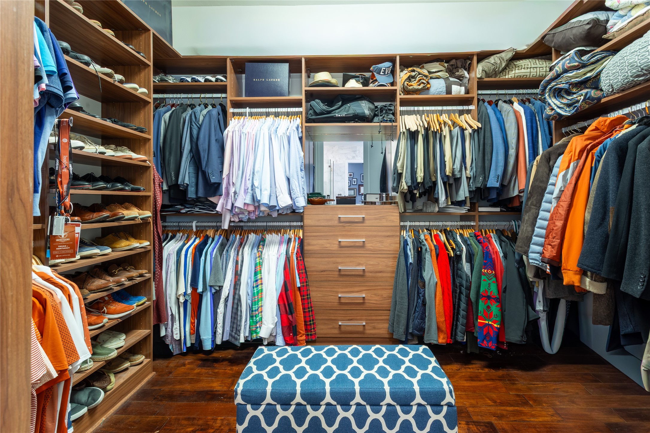 3210 CARLISLE Street 36