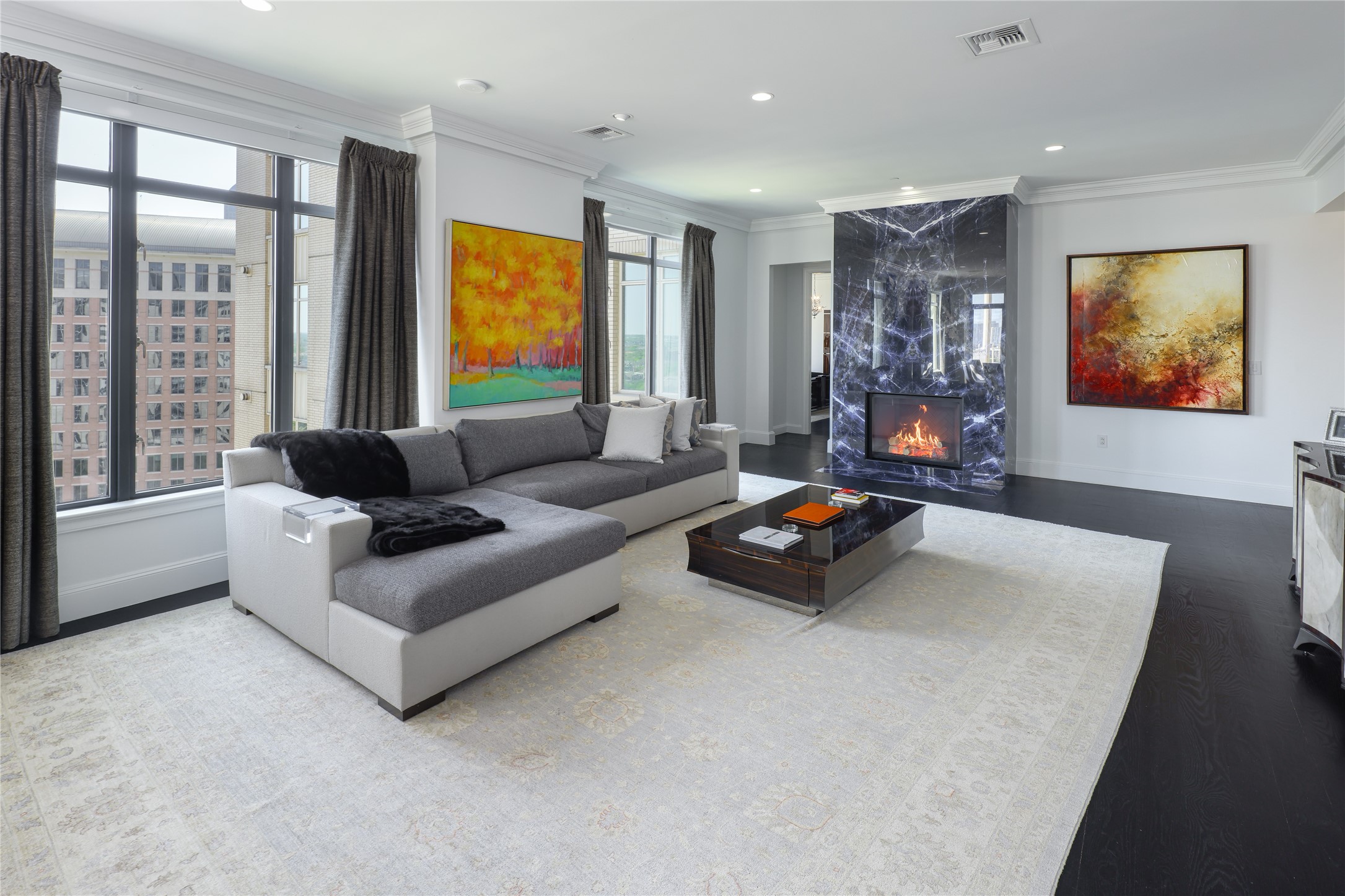 2525 N PEARL Street 1601A