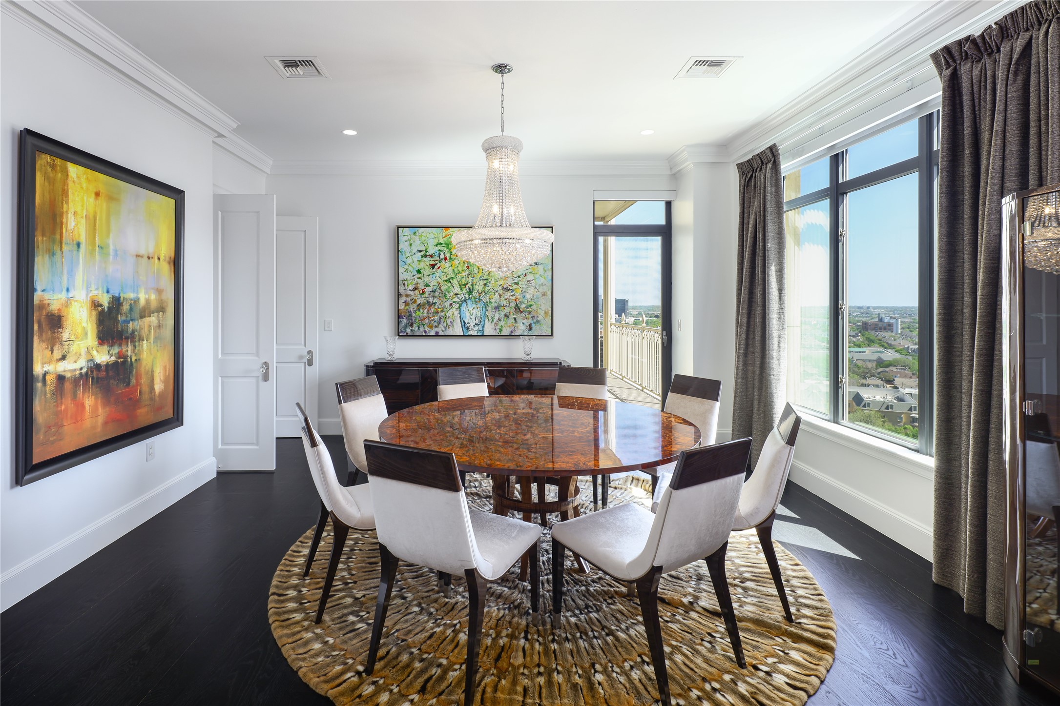 2525 N PEARL Street 1601A