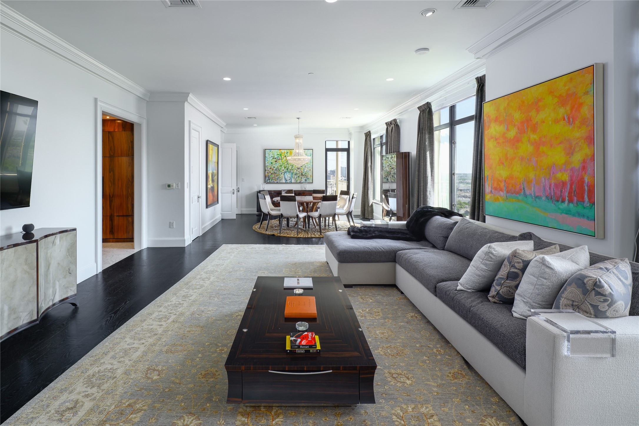 2525 N PEARL Street 1601A