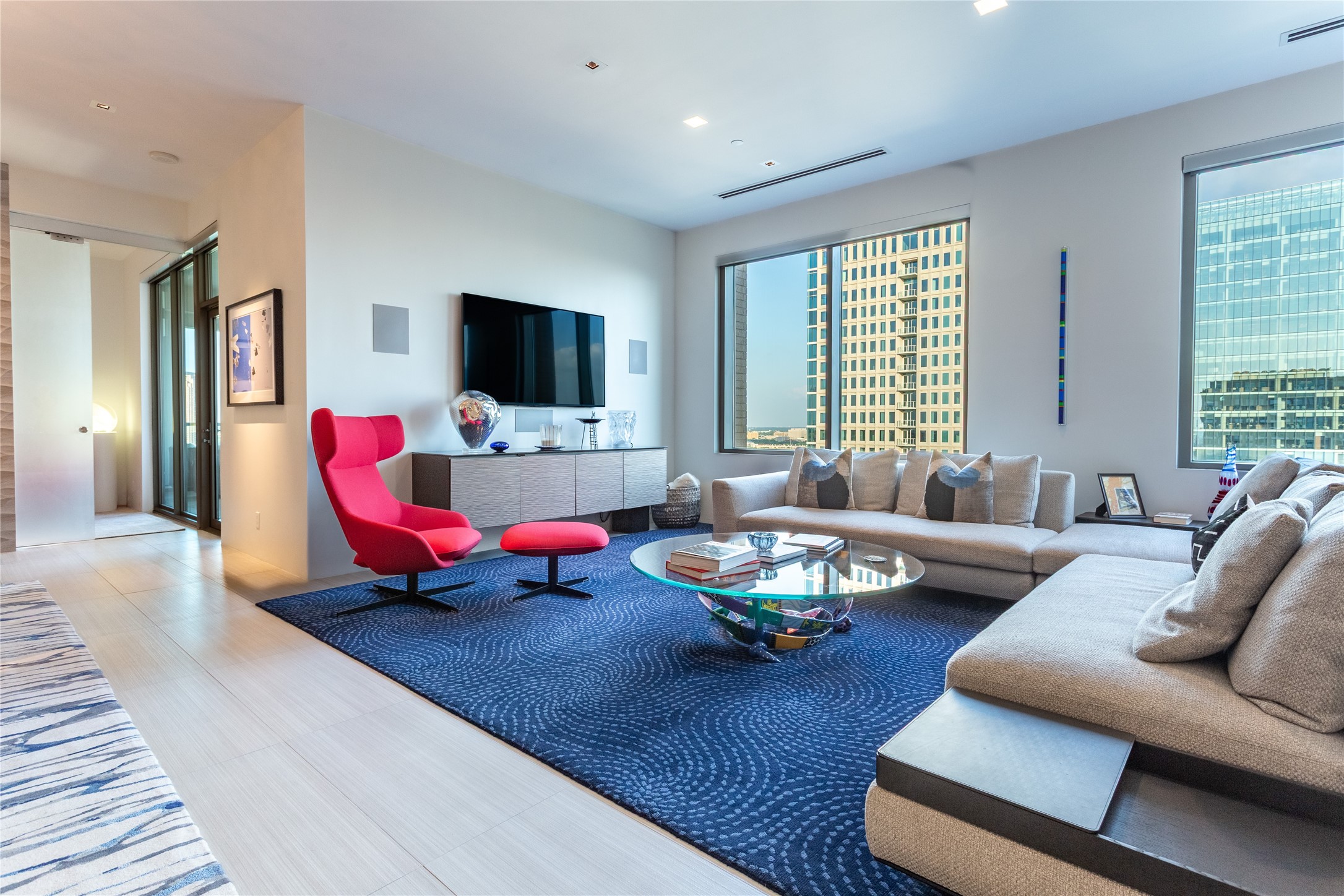 2300 WOLF Street 18A