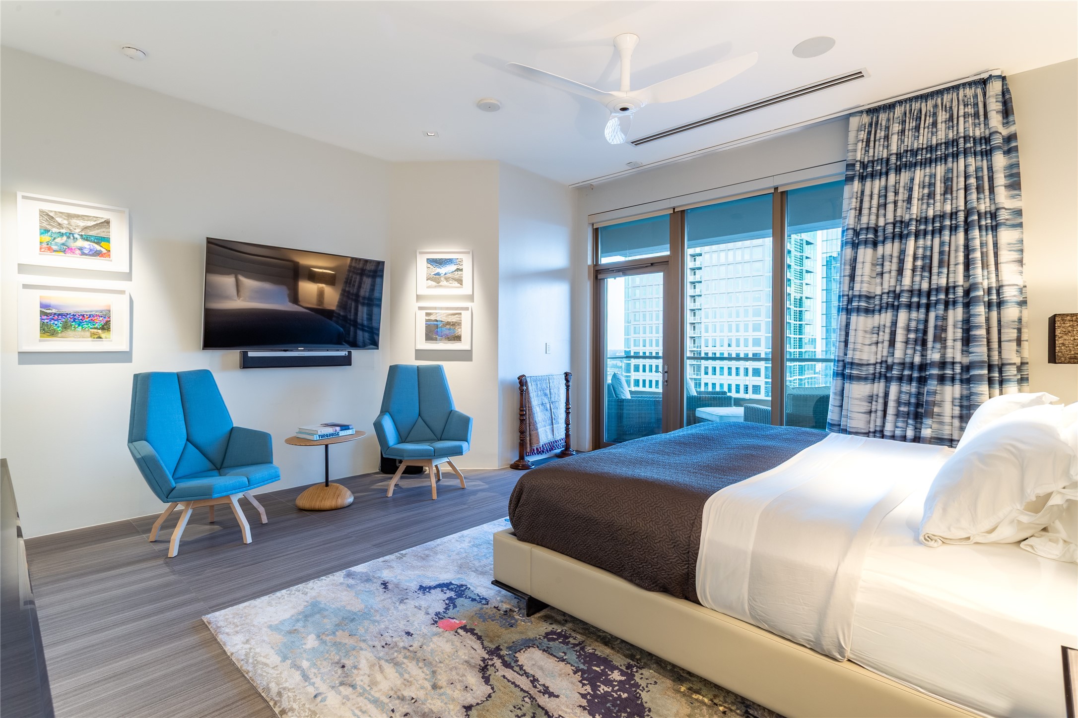2300 WOLF Street 18A