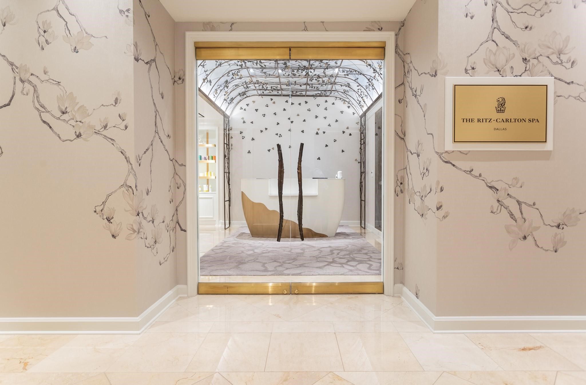 2525 N PEARL Street 1105