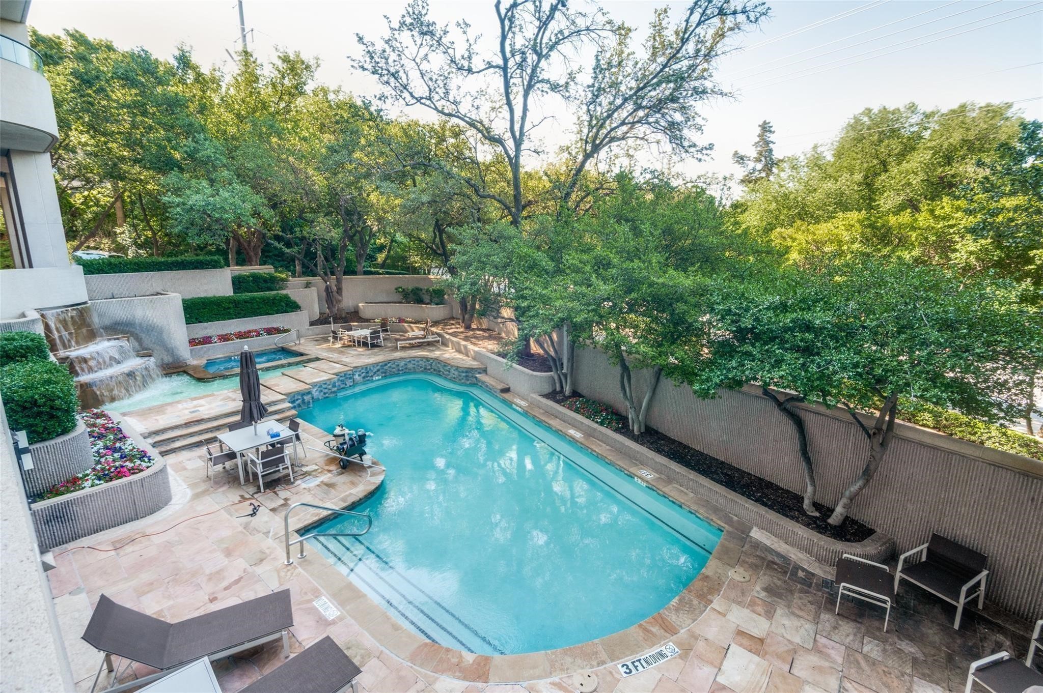 3510 TURTLE CREEK Boulevard 11F