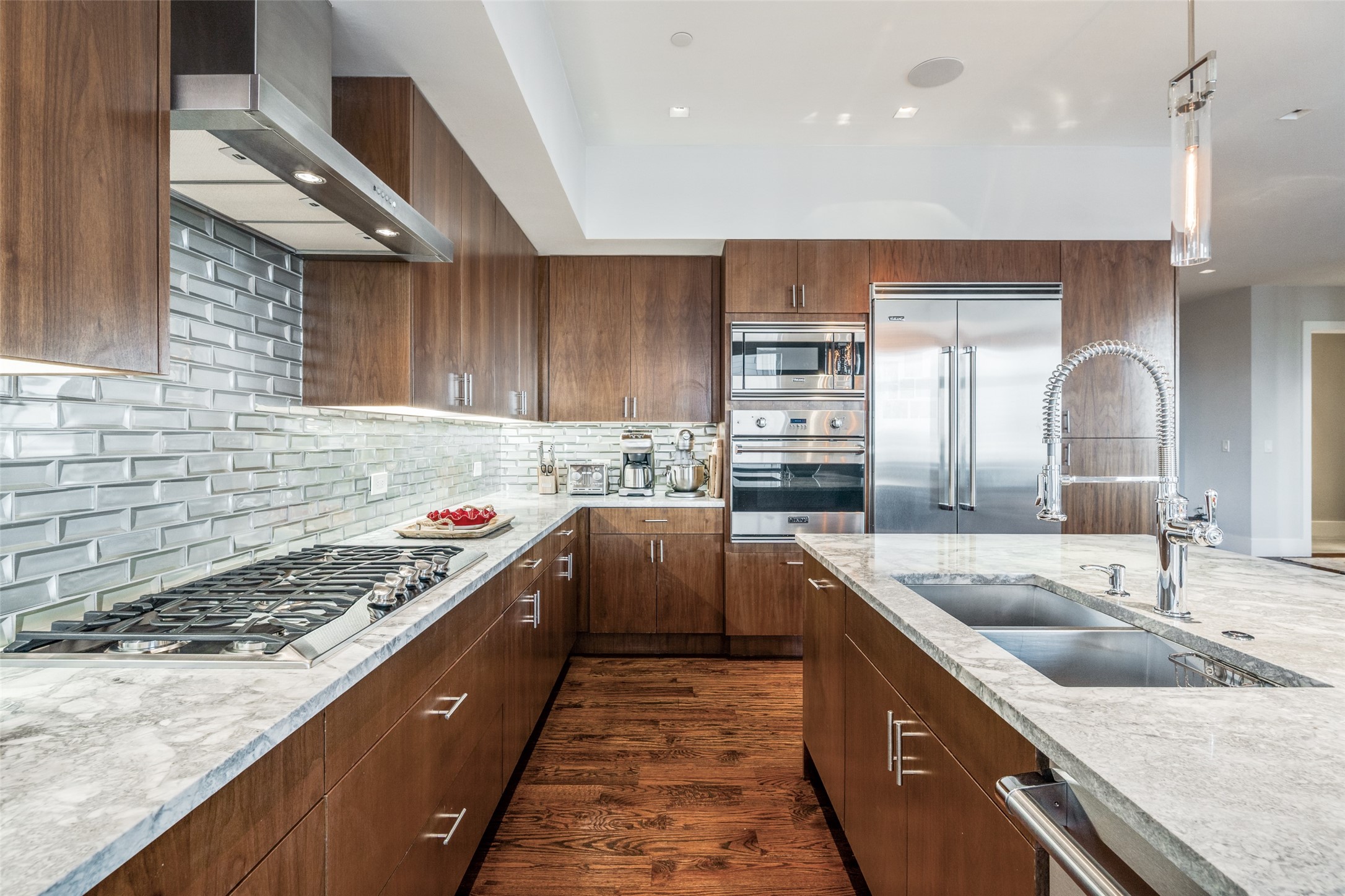 2300 Wolf Street 10-D