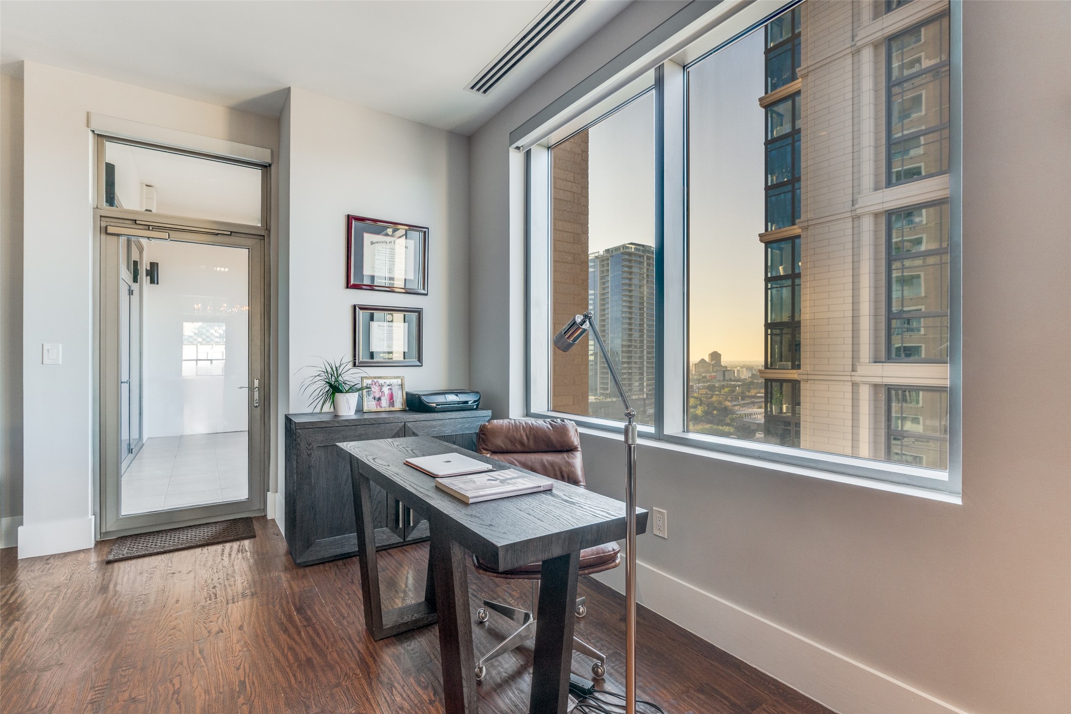 2300 Wolf Street 10-D