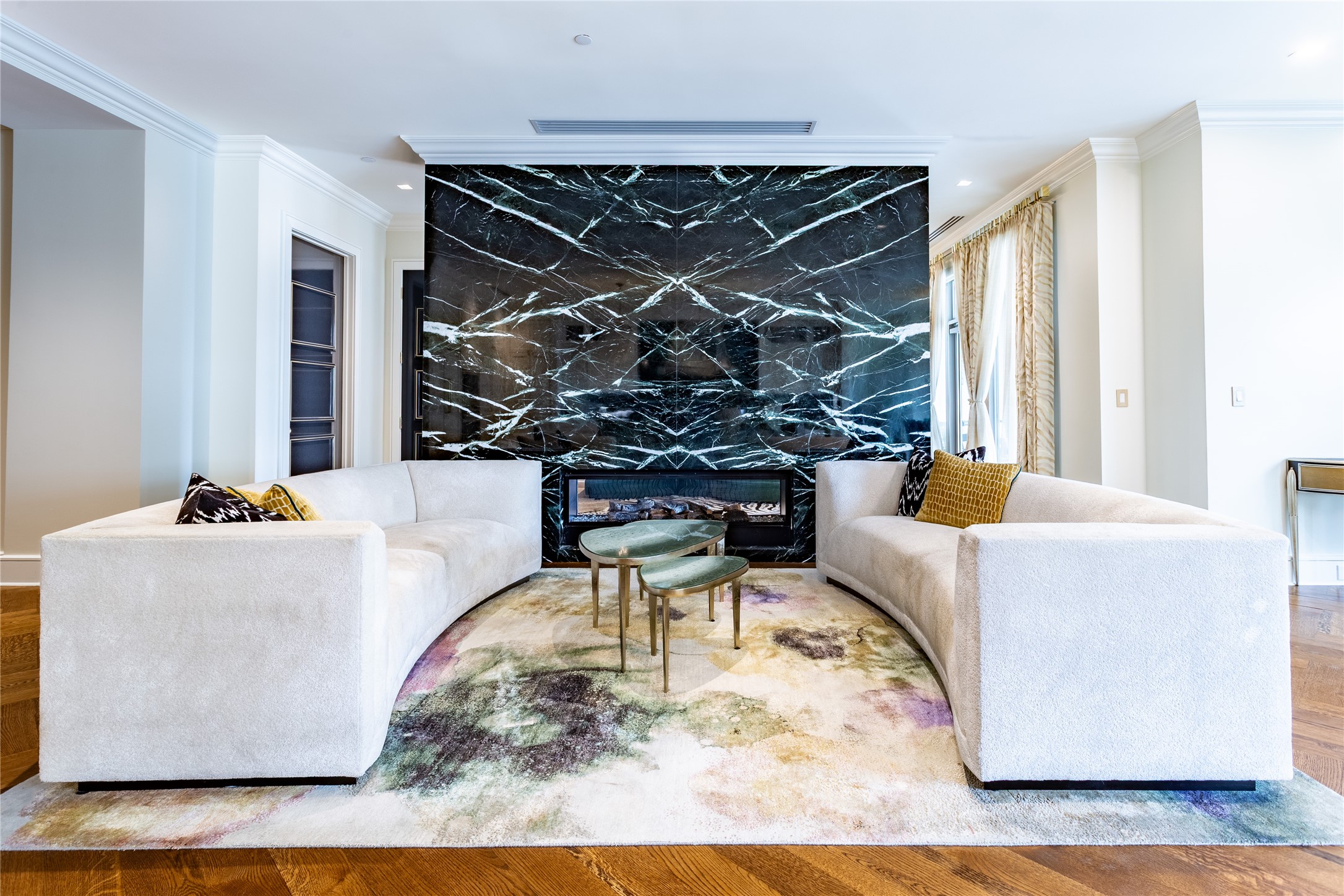 2300 WOLF Street 5D