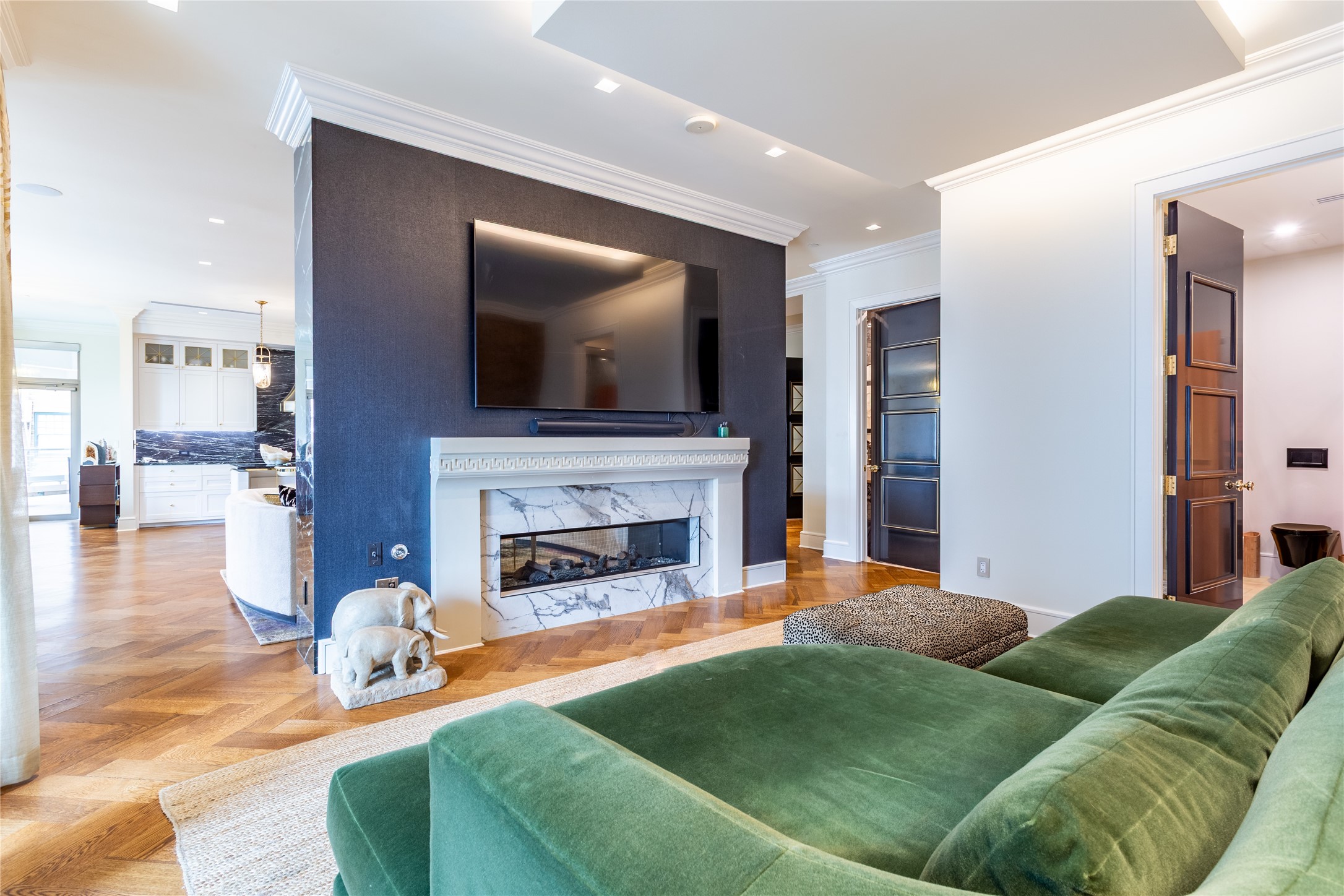 2300 WOLF Street 5D