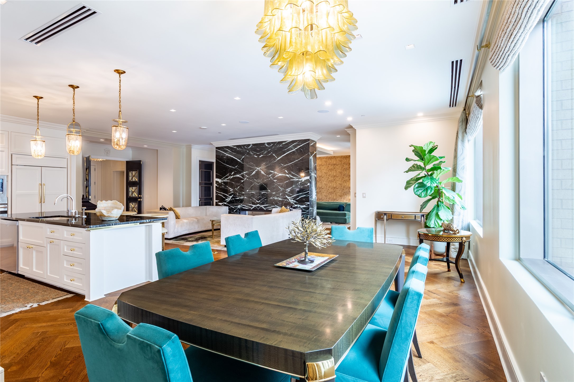 2300 WOLF Street 5D