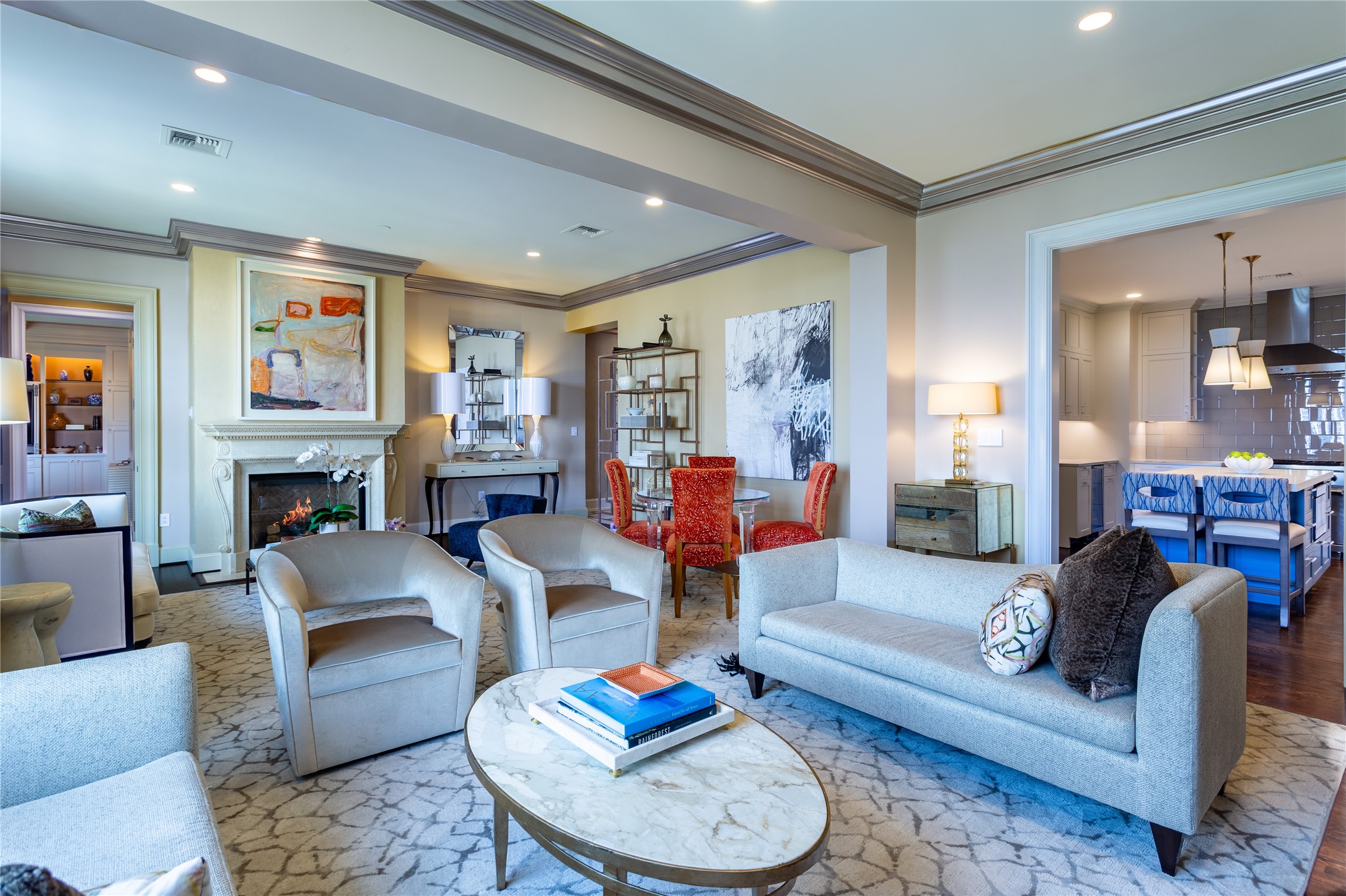 2525 N Pearl Street 1001