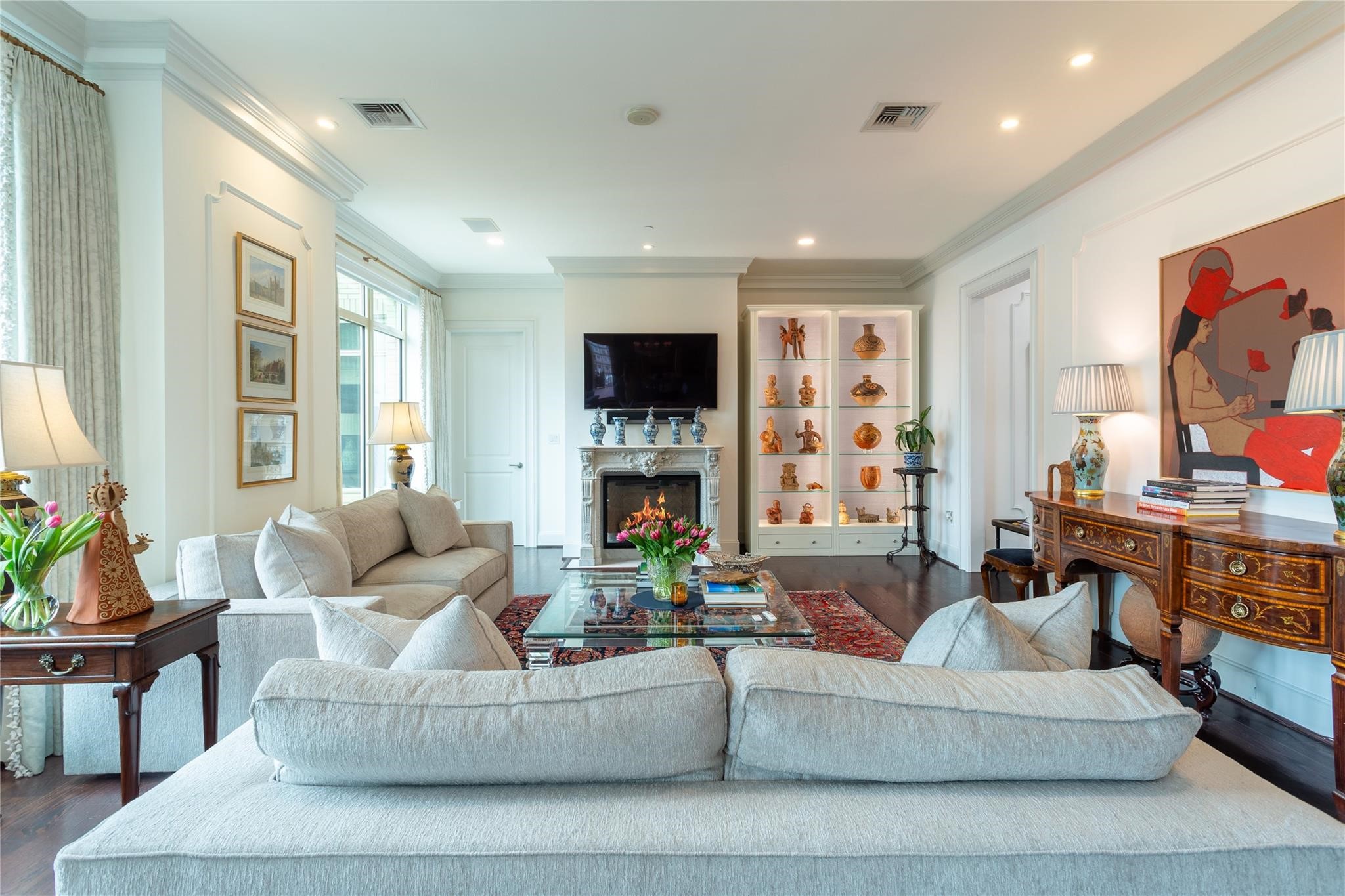 2525 N PEARL Street 1004