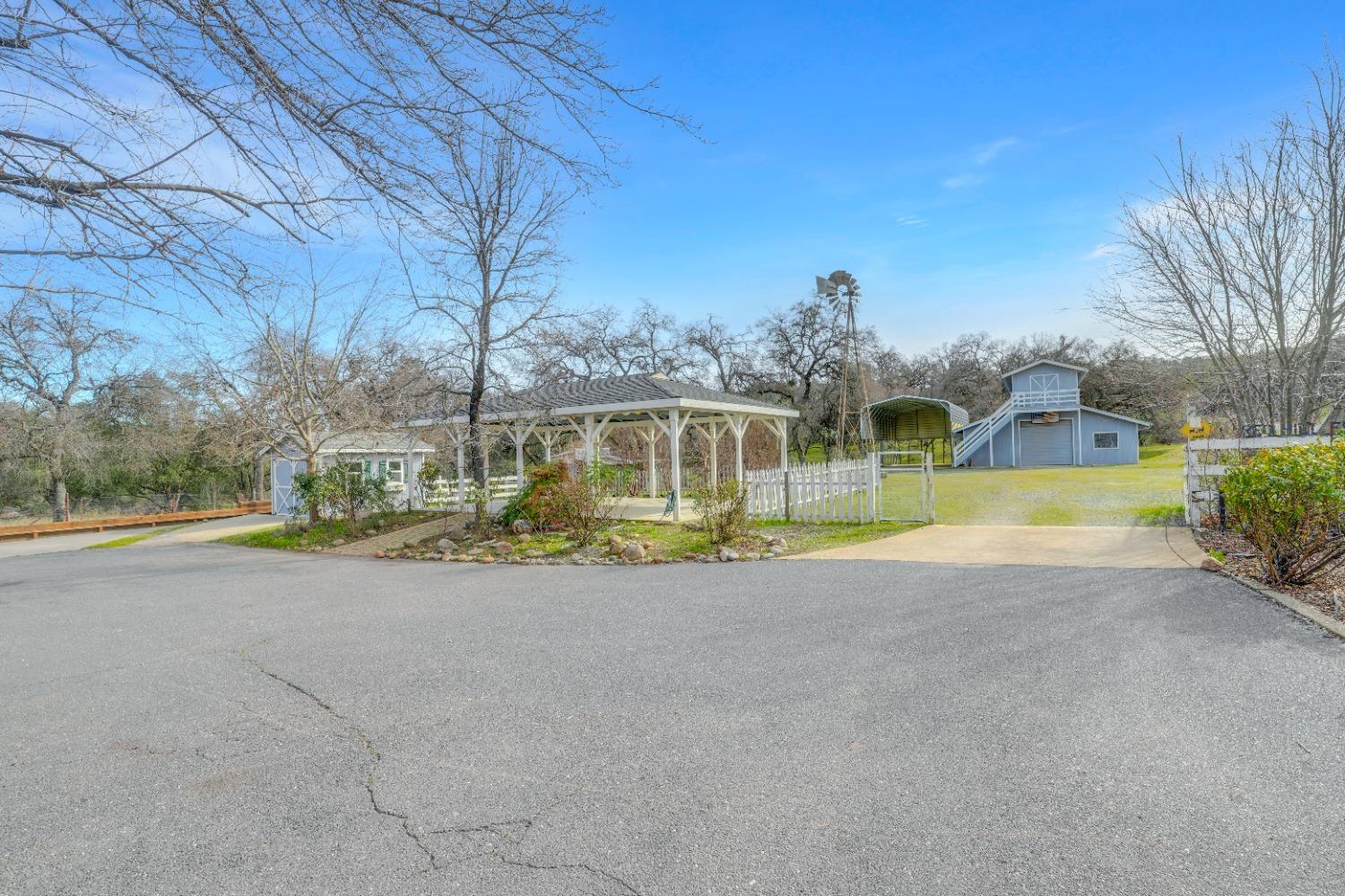 4045 Red Hill Road