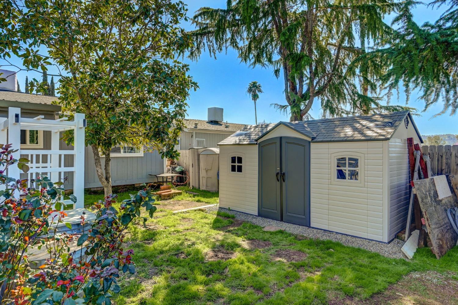 255 Deerfield Circle